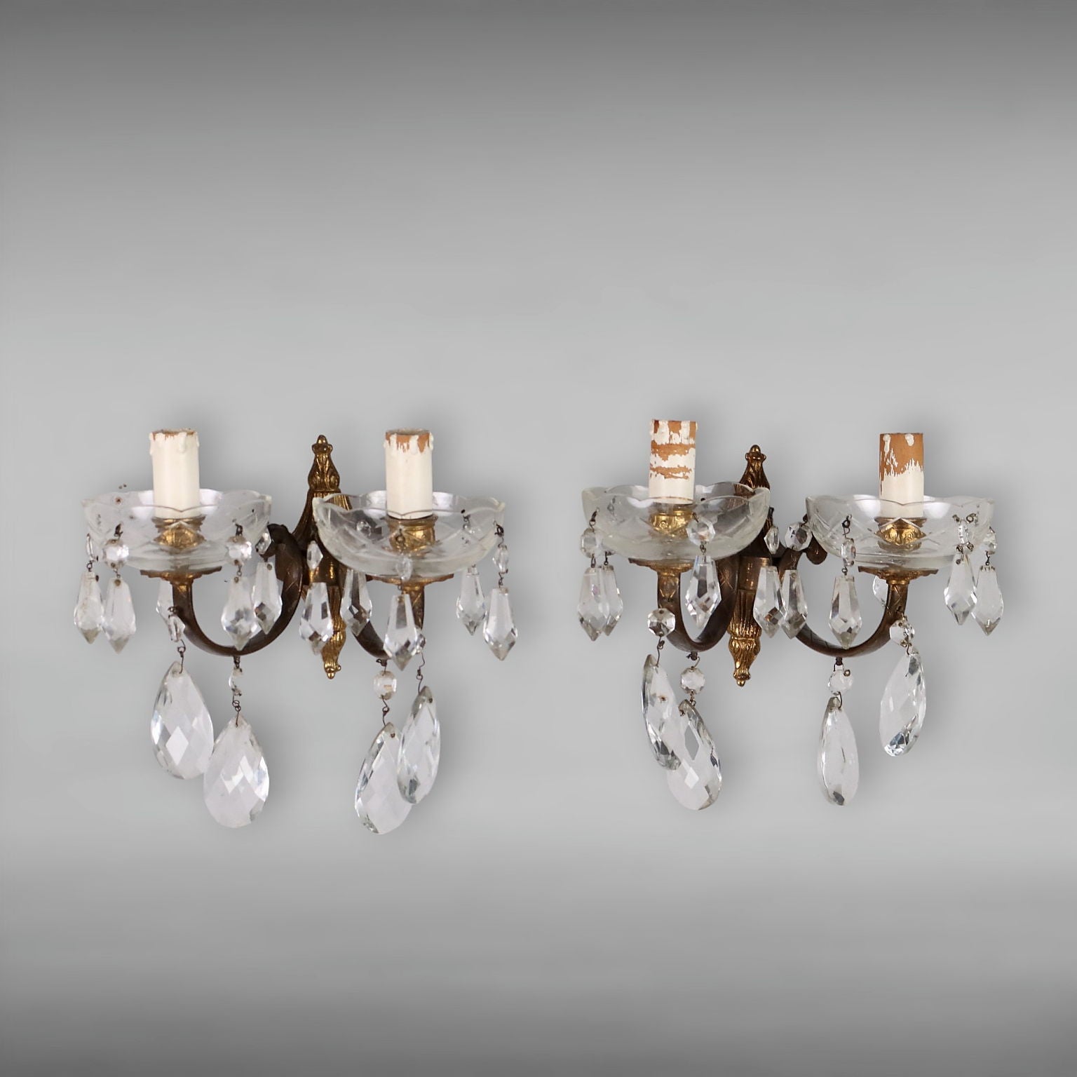 Pair of Antique Wall Lamps Gilded Bronze Italy XX Century - Italy, XX Century | Antiques  Lighting