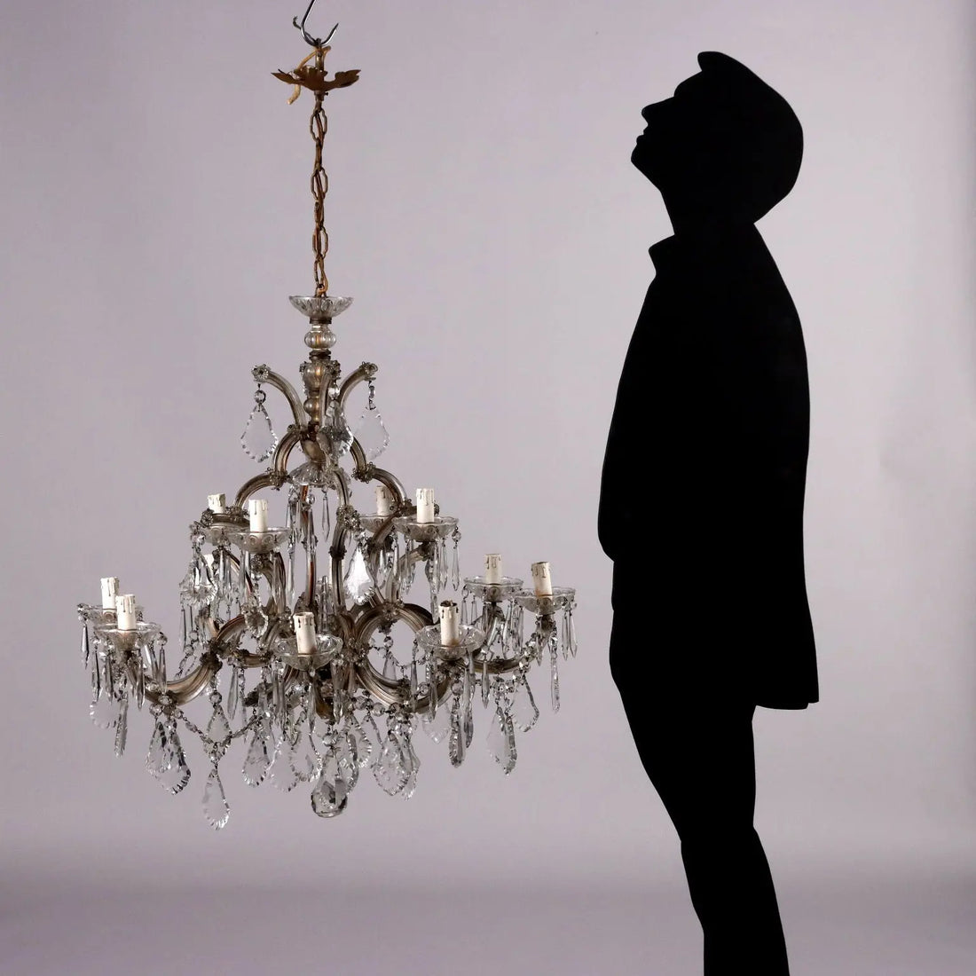 Maria Theresa Style Chandelier - Twelve Lights