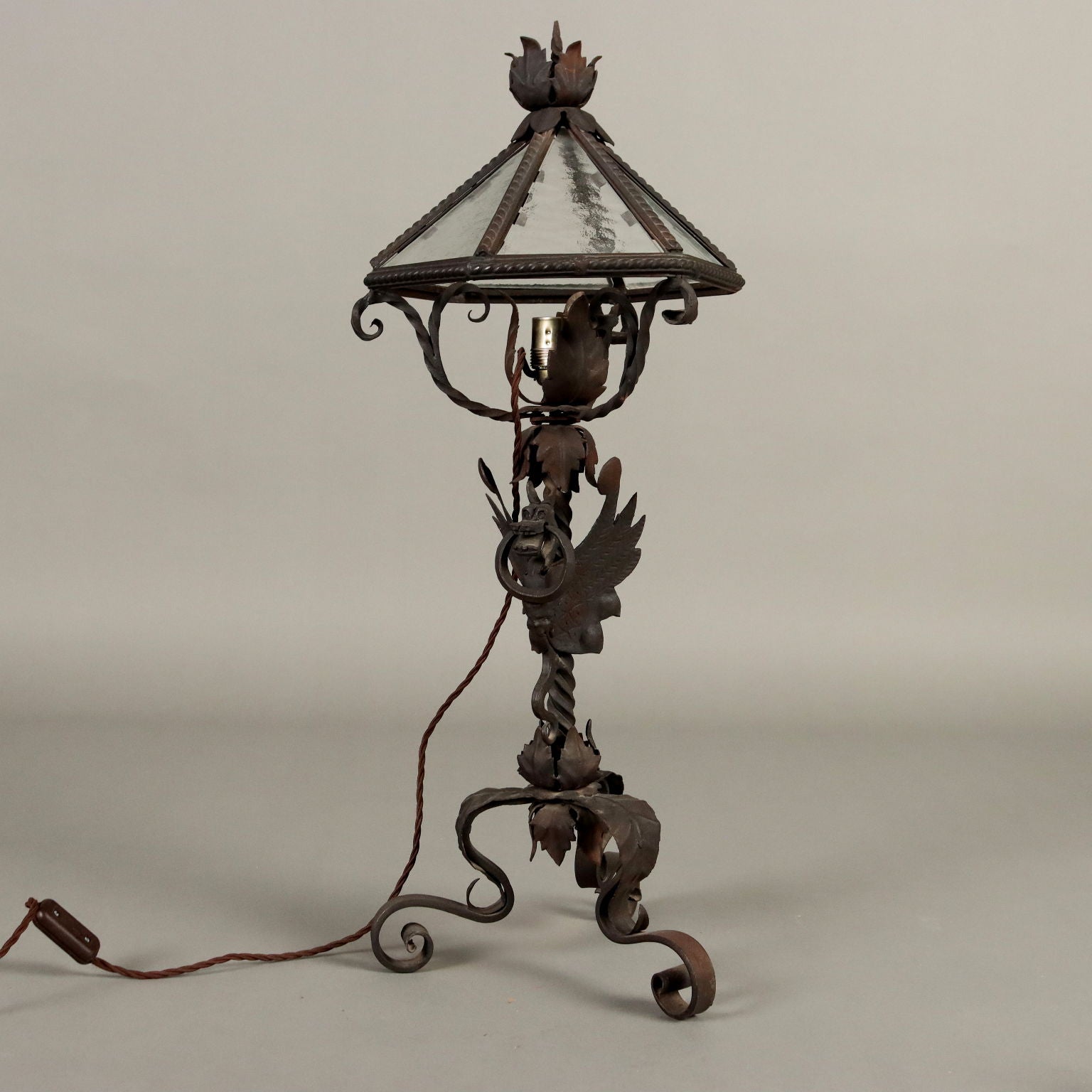 Antique Neo-Renaissance Style Table Lamp Iron XX Century - Italy, Early XX Century | Antiques  Lighting