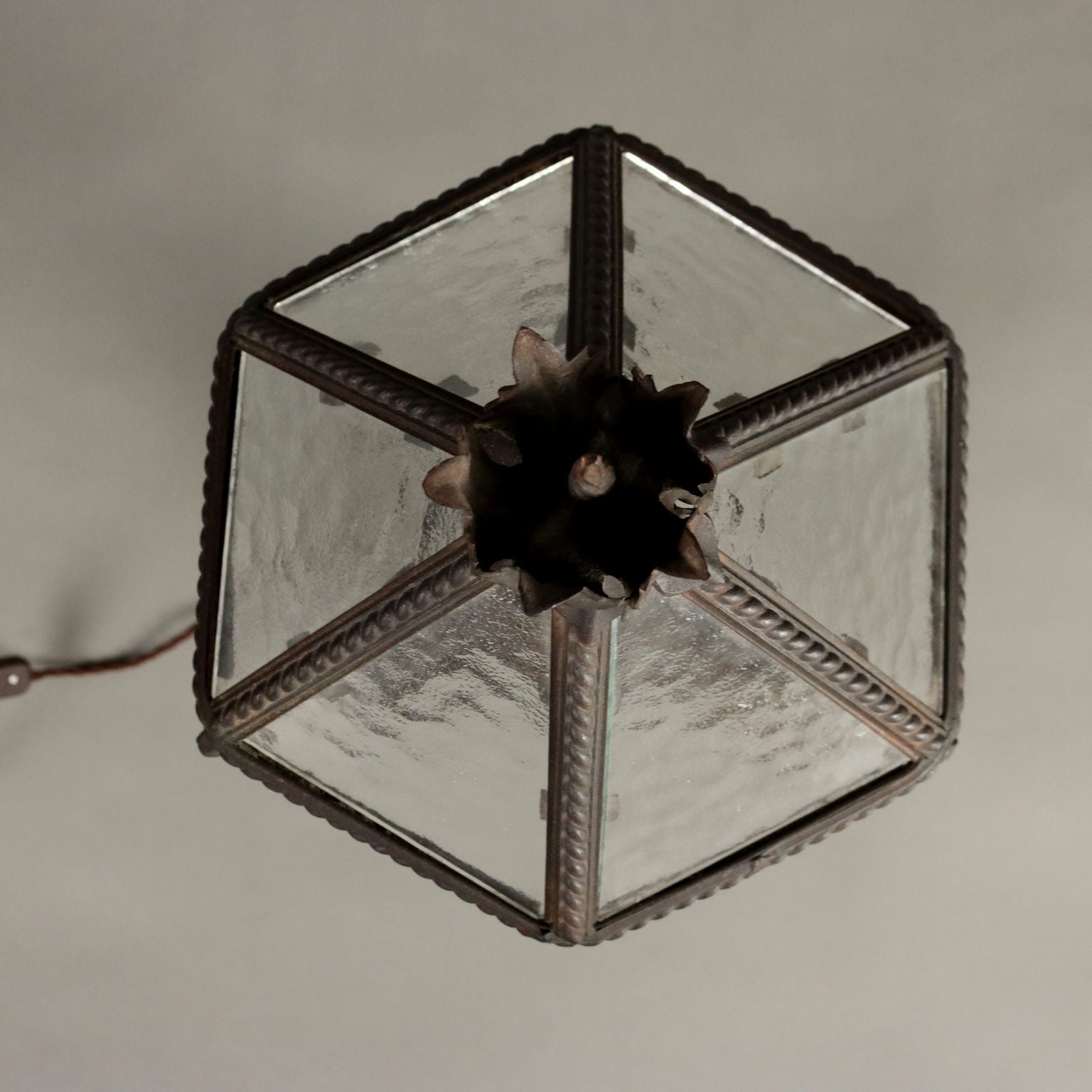 Antique Neo-Renaissance Style Table Lamp Iron XX Century - Italy, Early XX Century | Antiques  Lighting