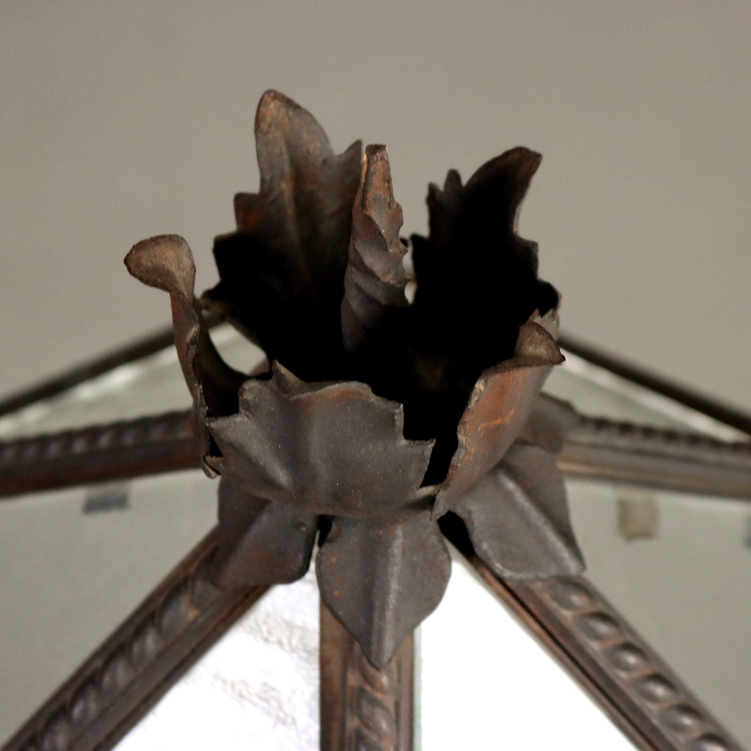 Antique Neo-Renaissance Style Table Lamp Iron XX Century - Italy, Early XX Century | Antiques  Lighting