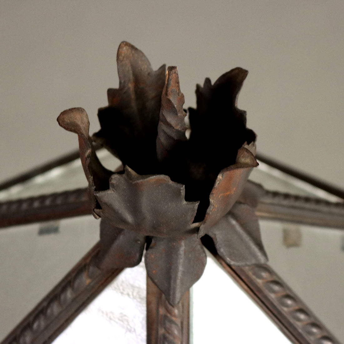 Antique Neo-Renaissance Style Table Lamp Iron XX Century - Italy, Early XX Century | Antiques  Lighting