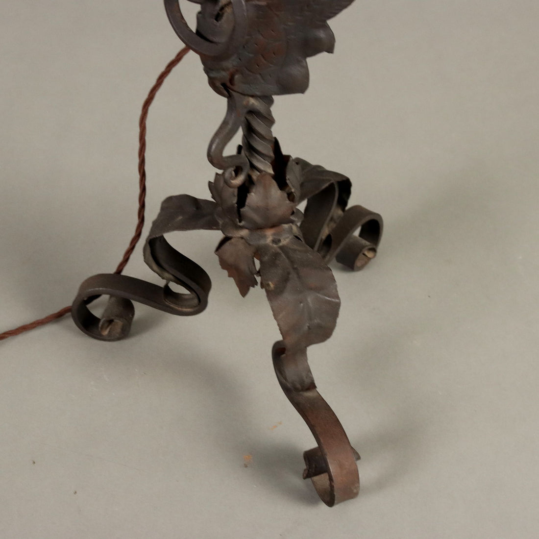 Antique Neo-Renaissance Style Table Lamp Iron XX Century - Italy, Early XX Century | Antiques  Lighting