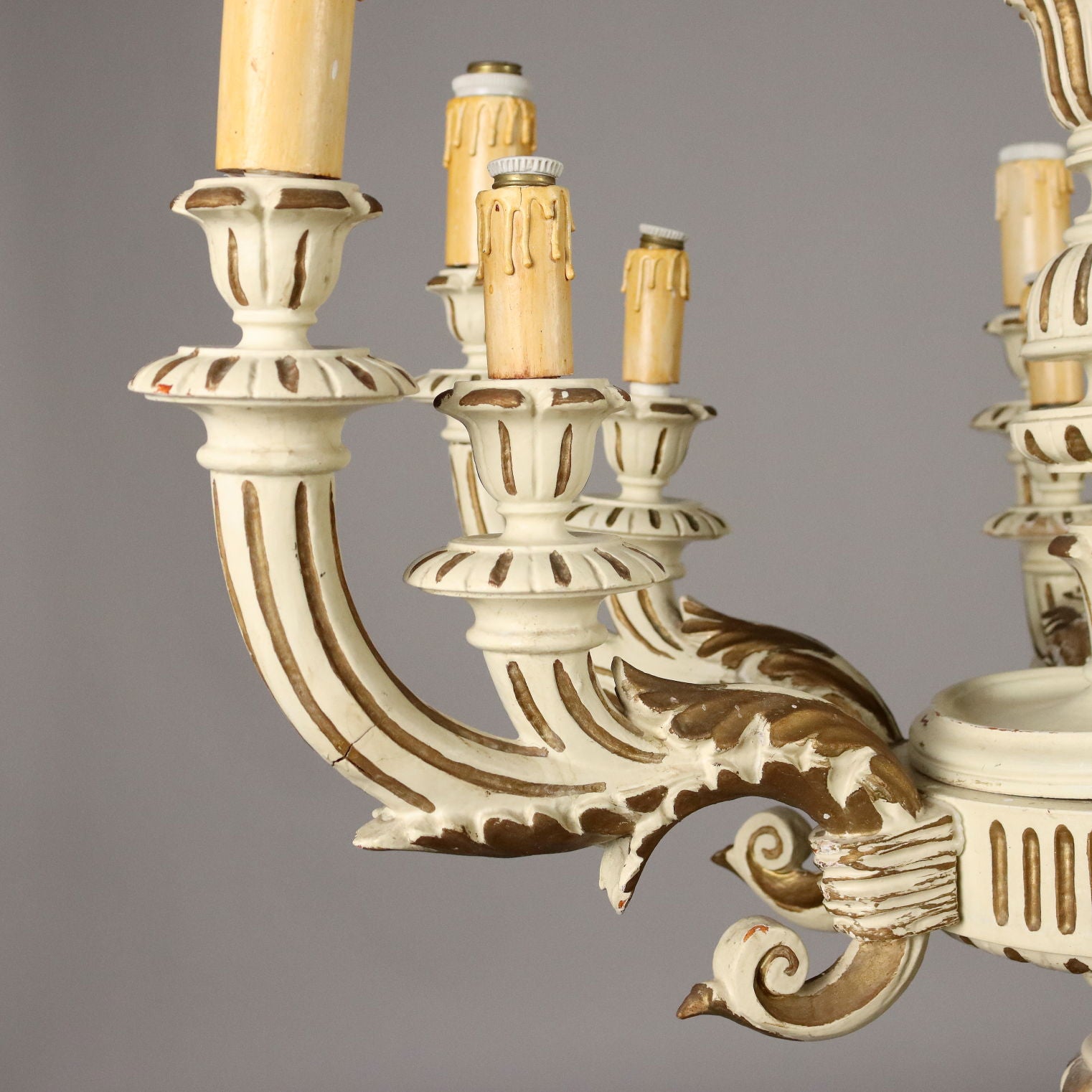 Antique Chandelier Gilded and Lacquered Wood Italy XX Century - Italy, XX Century | Antiques  Lighting