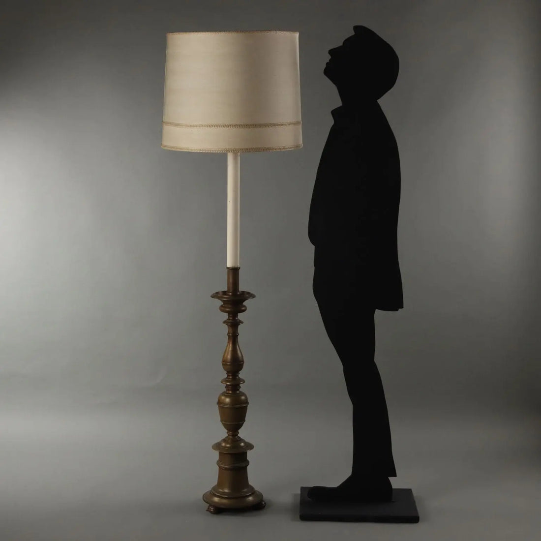 Bronze Torchère with Lampshade - Italy, 20th Century