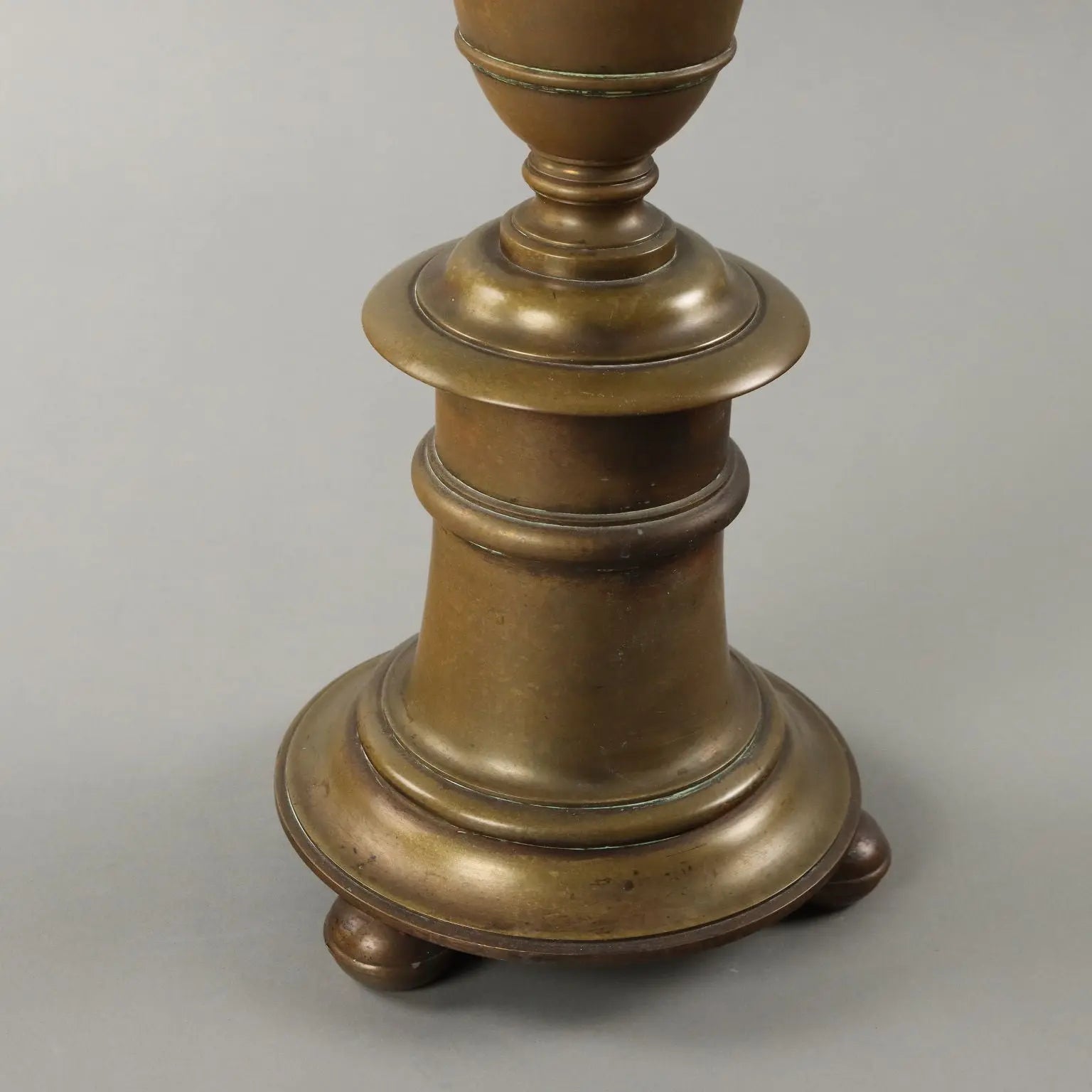 Bronze Torchère with Lampshade - Italy, 20th Century