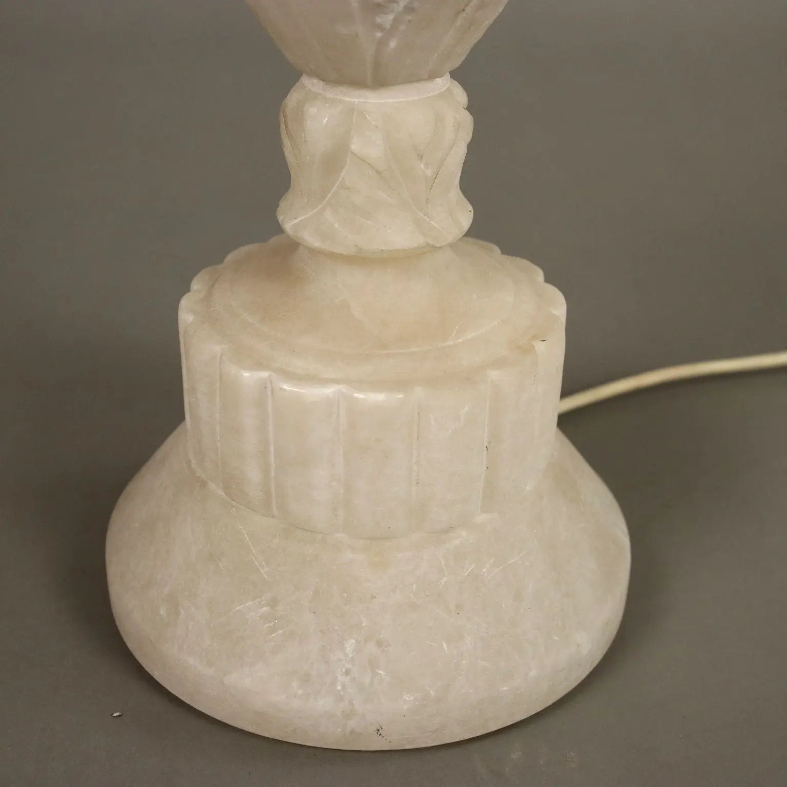 Antique Table Lamp Alabaster Italy XX Century - Italy, XX Century | Antiques | Lighting