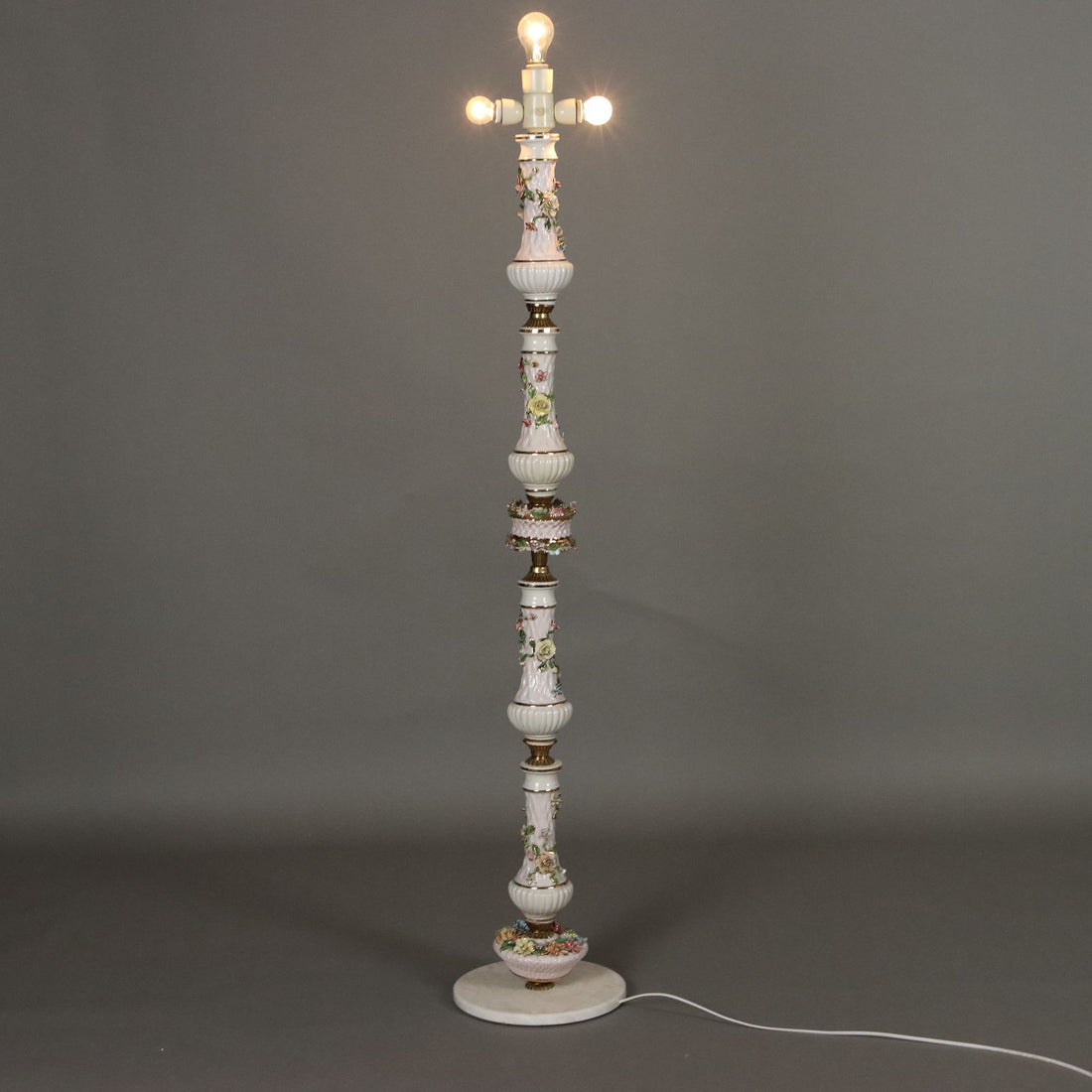 Antique Floor Lamp Ceramic Gilded Metal Italy XX Century - Italy, XX Century | Antiques  Lighting