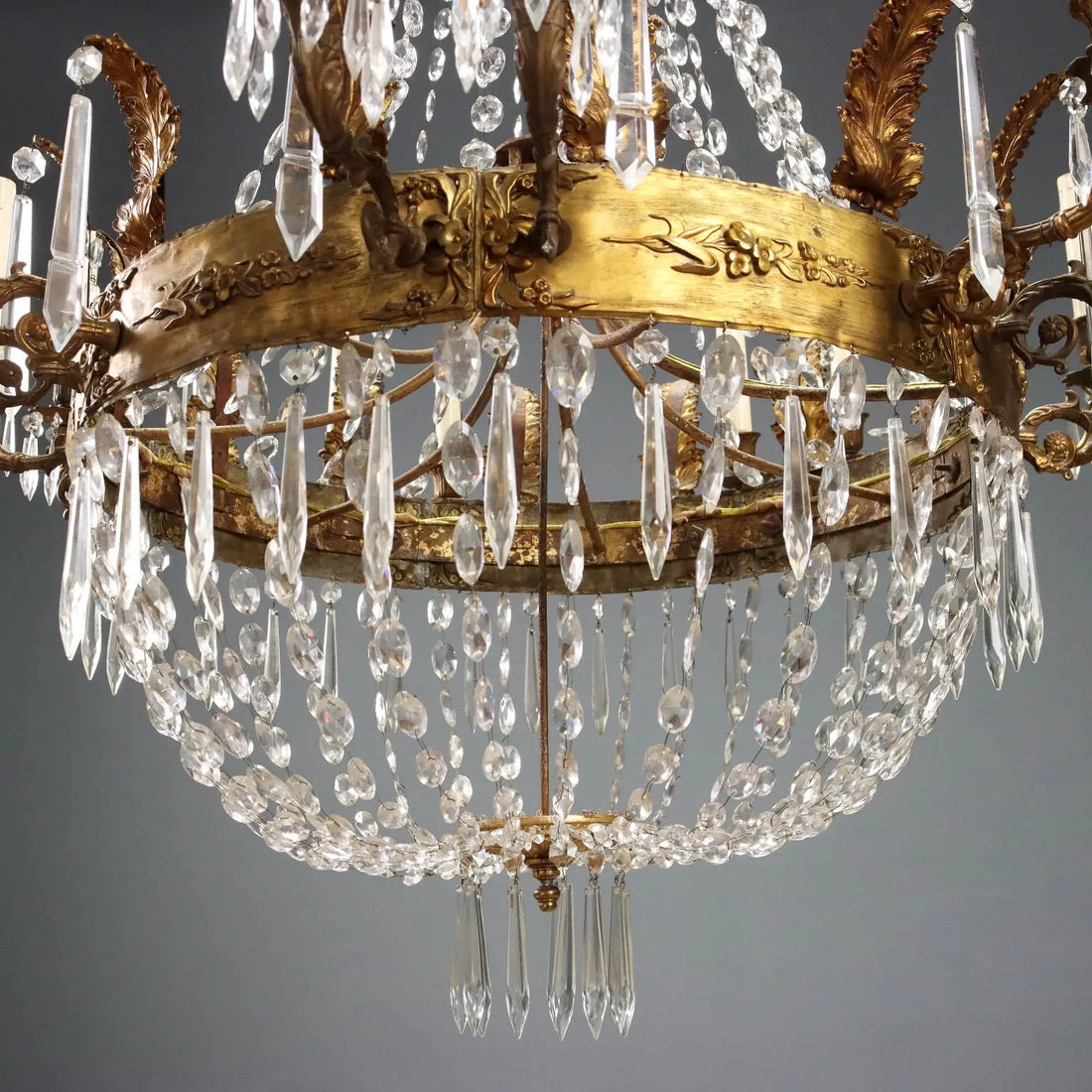 Antique Balloon-Shaped Chandelier Gilded Metal Glass XIX Century - Italy, End of the XIX Century | Antiques | Lighting