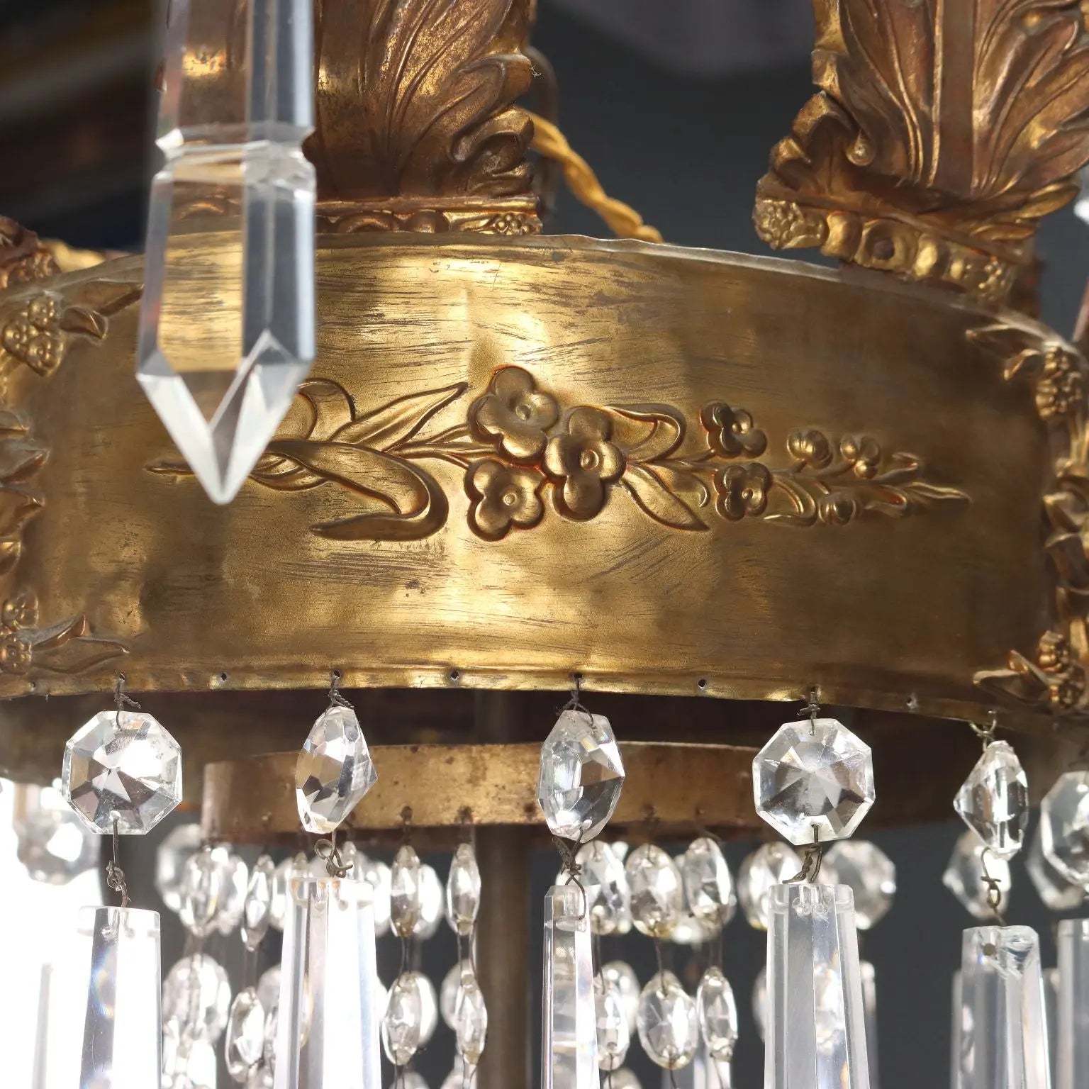 Antique Balloon-Shaped Chandelier Gilded Metal Glass XIX Century - Italy, End of the XIX Century | Antiques | Lighting