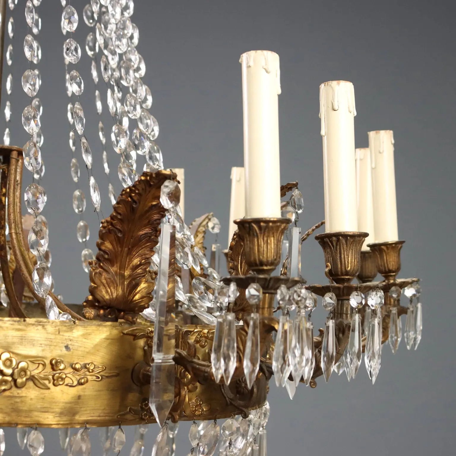 Antique Balloon-Shaped Chandelier Gilded Metal Glass XIX Century - Italy, End of the XIX Century | Antiques | Lighting