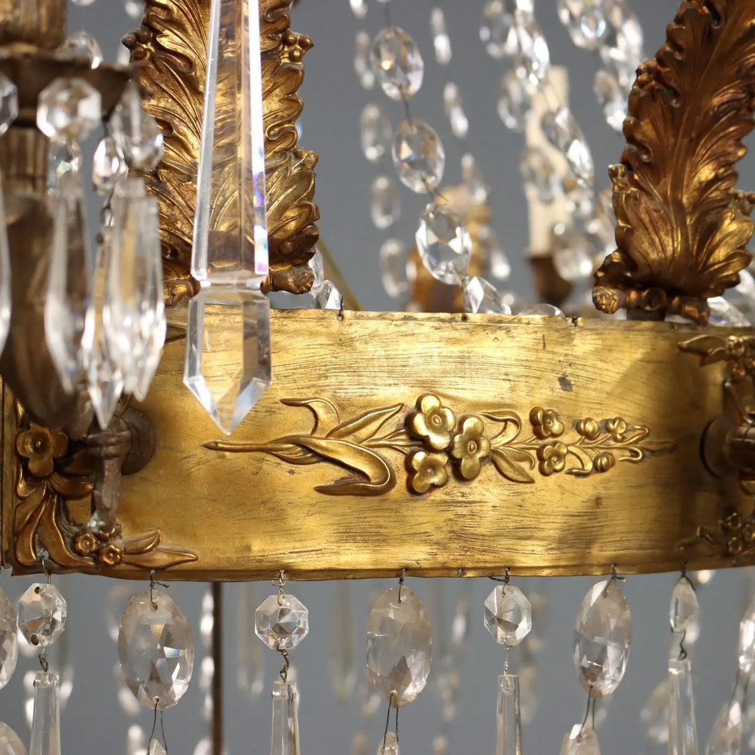 Antique Balloon-Shaped Chandelier Gilded Metal Glass XIX Century - Italy, End of the XIX Century | Antiques | Lighting