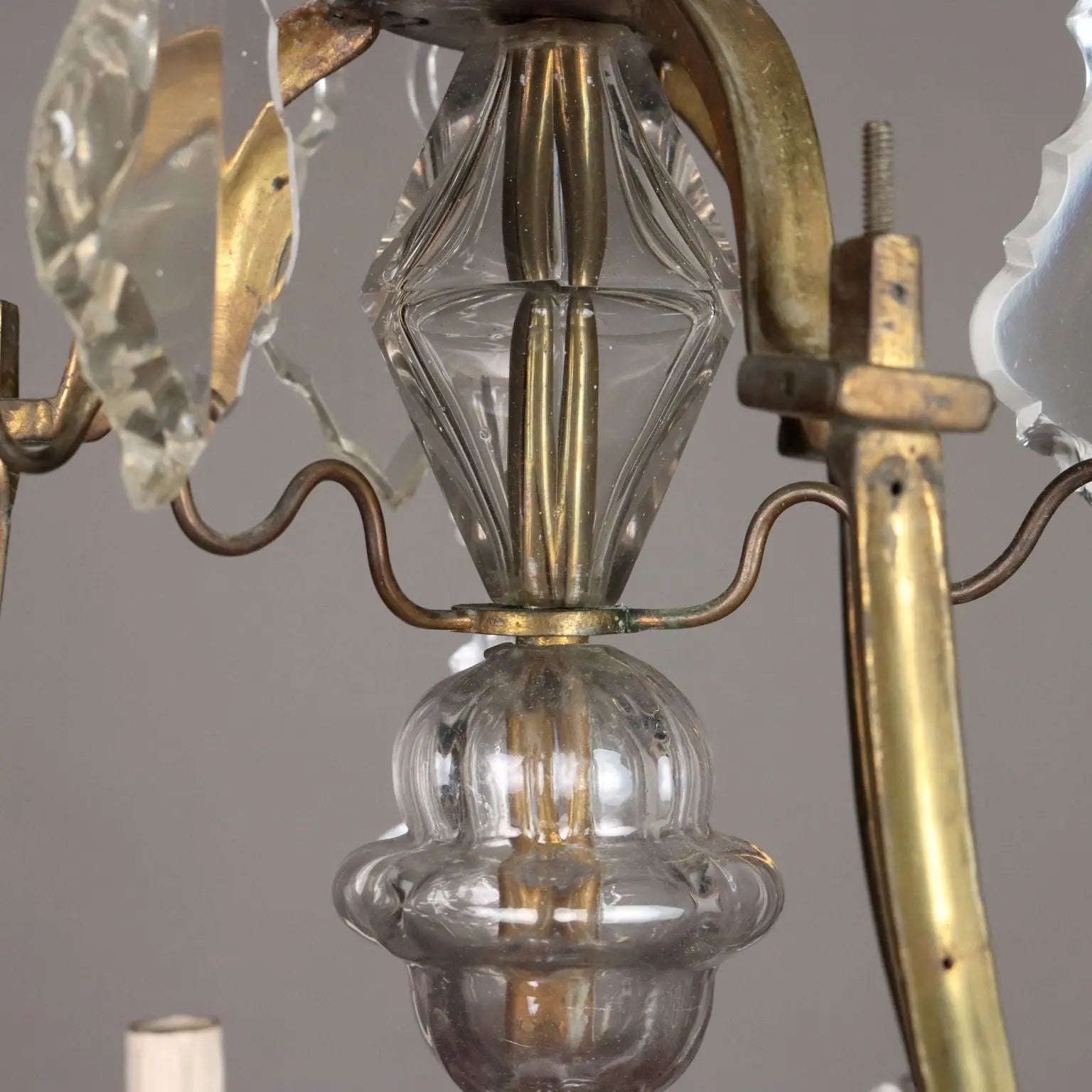 Antique Chandelier Glass Gilded Metal Italy XIX Century - Italy, XIX Century | Antiques | Lighting
