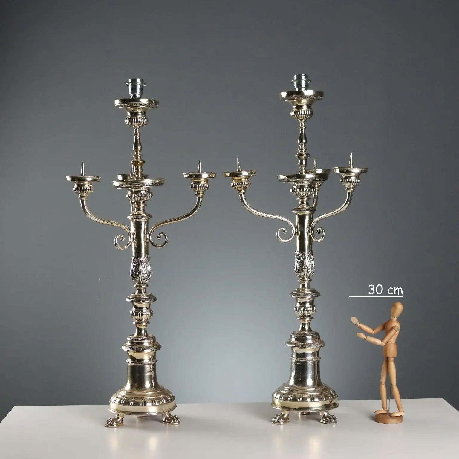 Antique Candelabra Sheeth Metal Italy XX Century - Italy | Antiques | Lighting