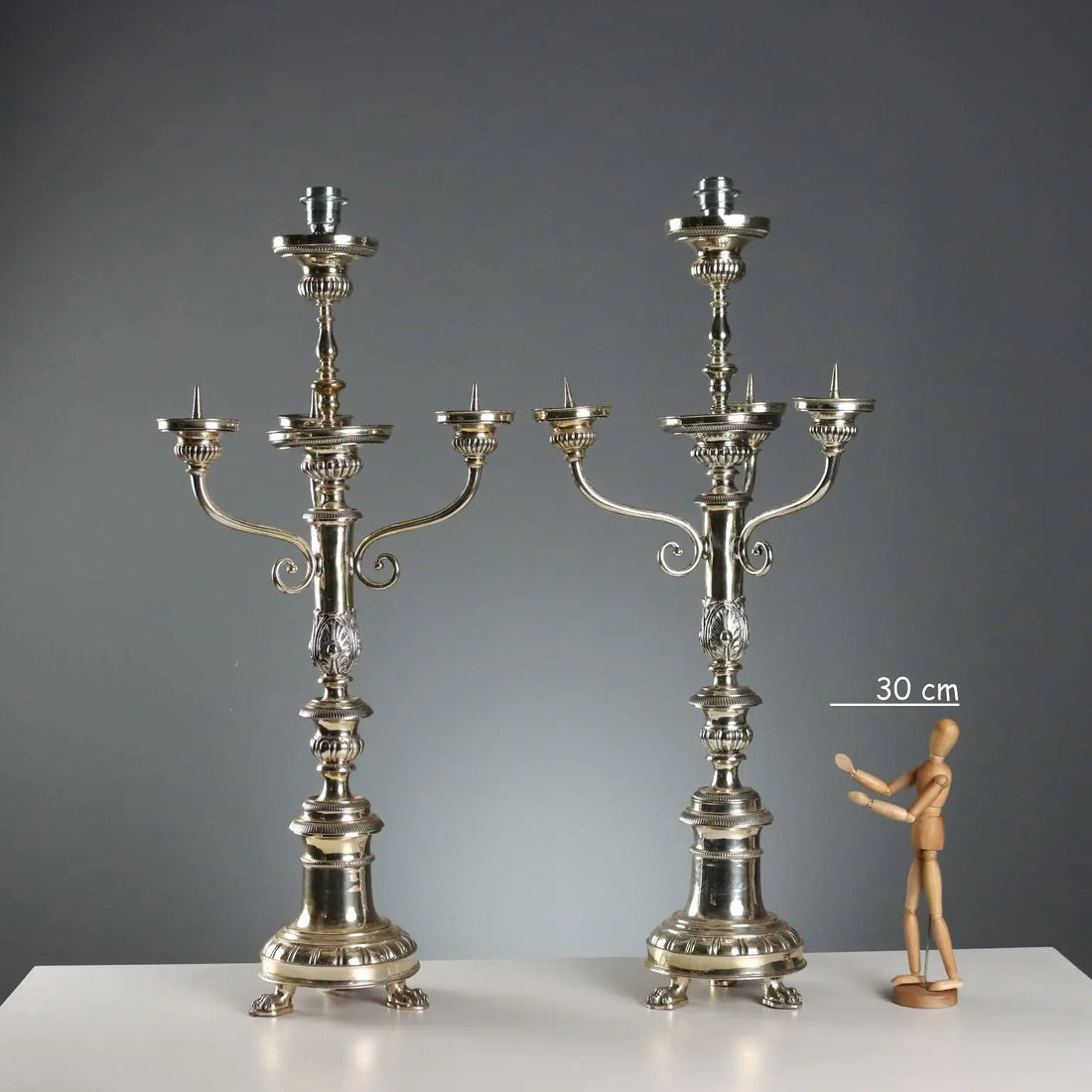Antique Candelabra Sheeth Metal Italy XX Century - Italy | Antiques | Lighting