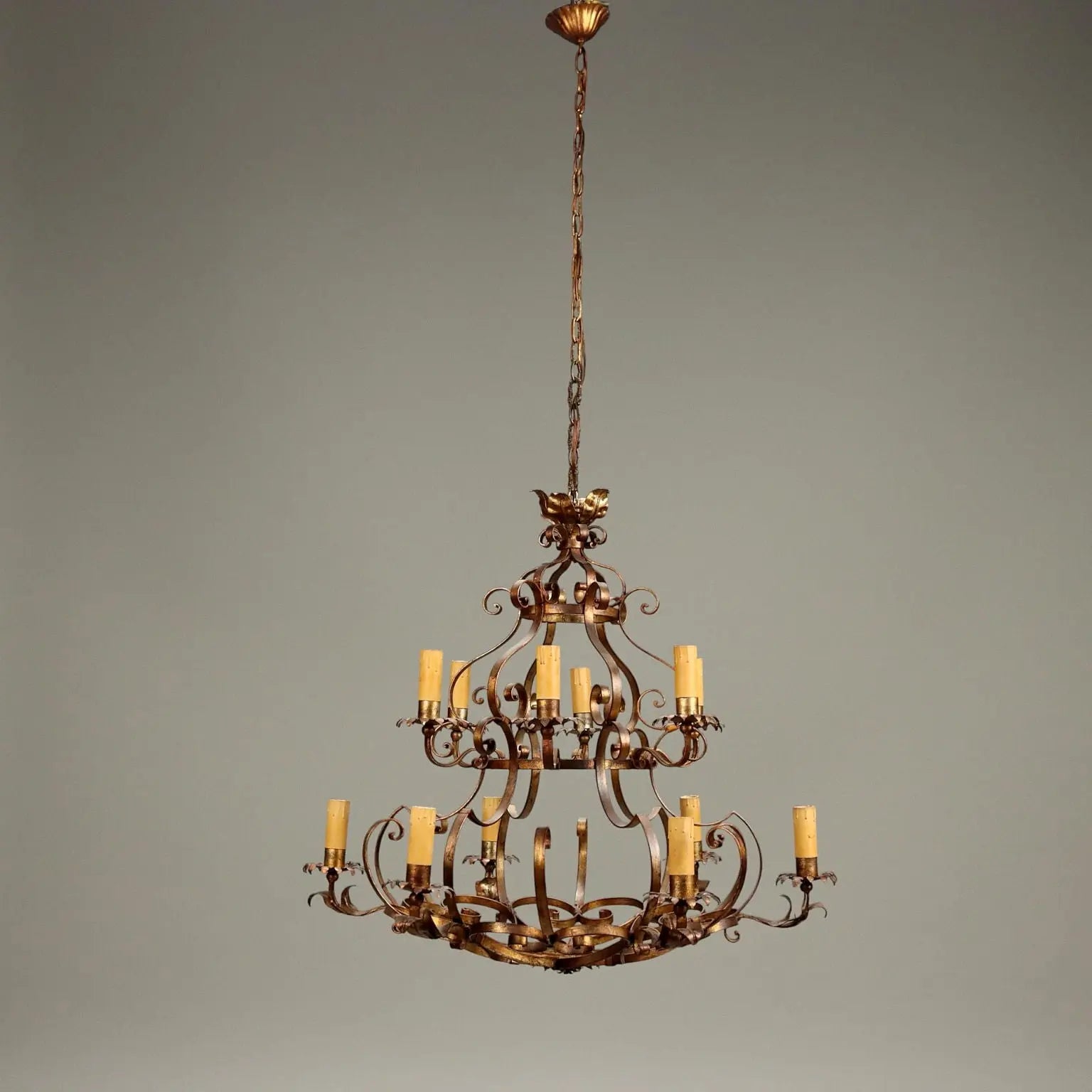 Antique Chandelier Gilded Iron Metal 12 Lights Italy XX Century - Italy, XX Century | Antiques | Lighting