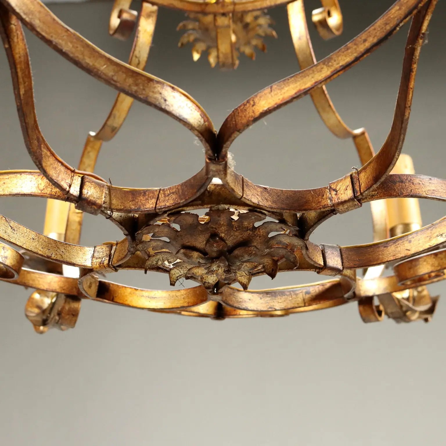 Antique Chandelier Gilded Iron Metal 12 Lights Italy XX Century - Italy, XX Century | Antiques | Lighting