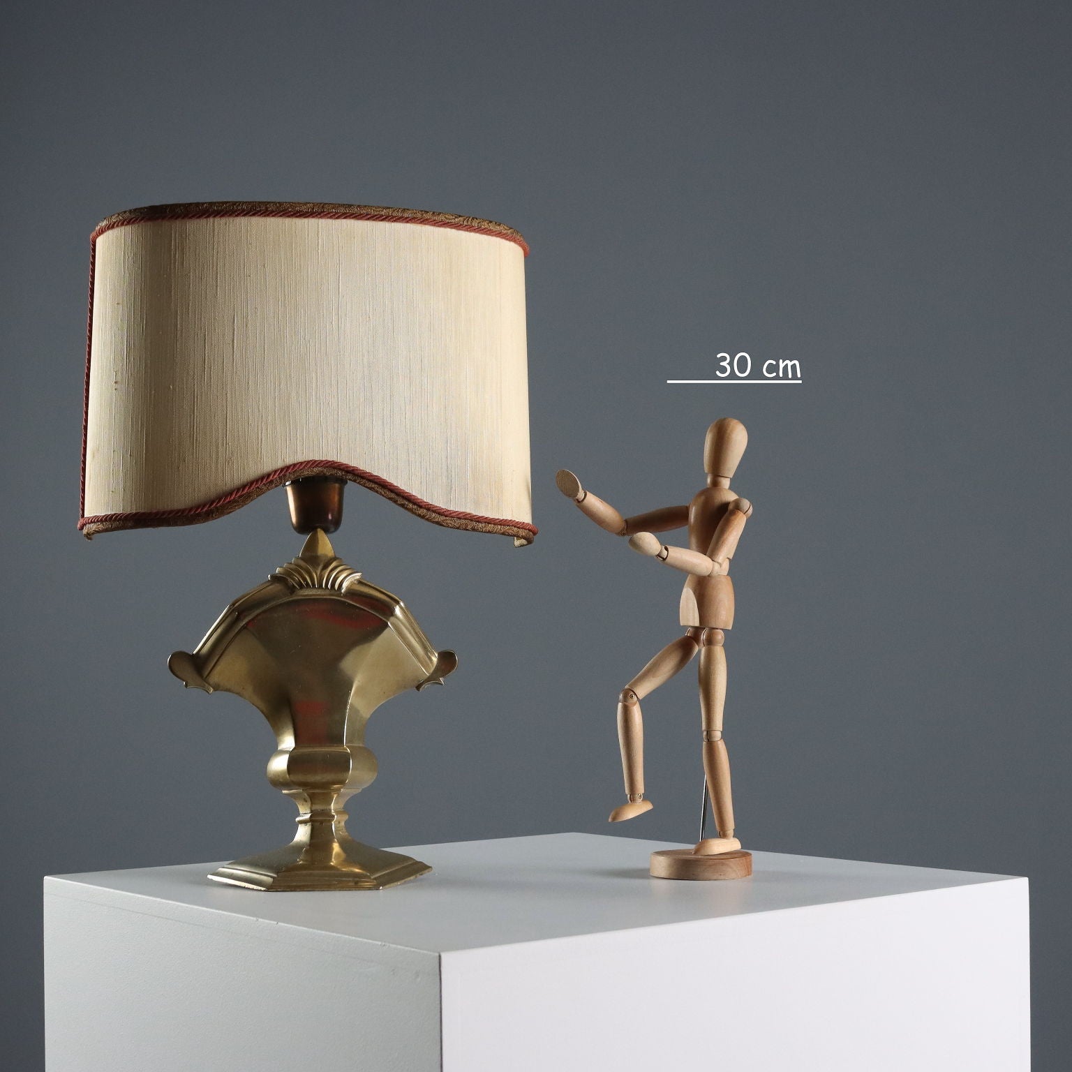  | Antiques  Lighting