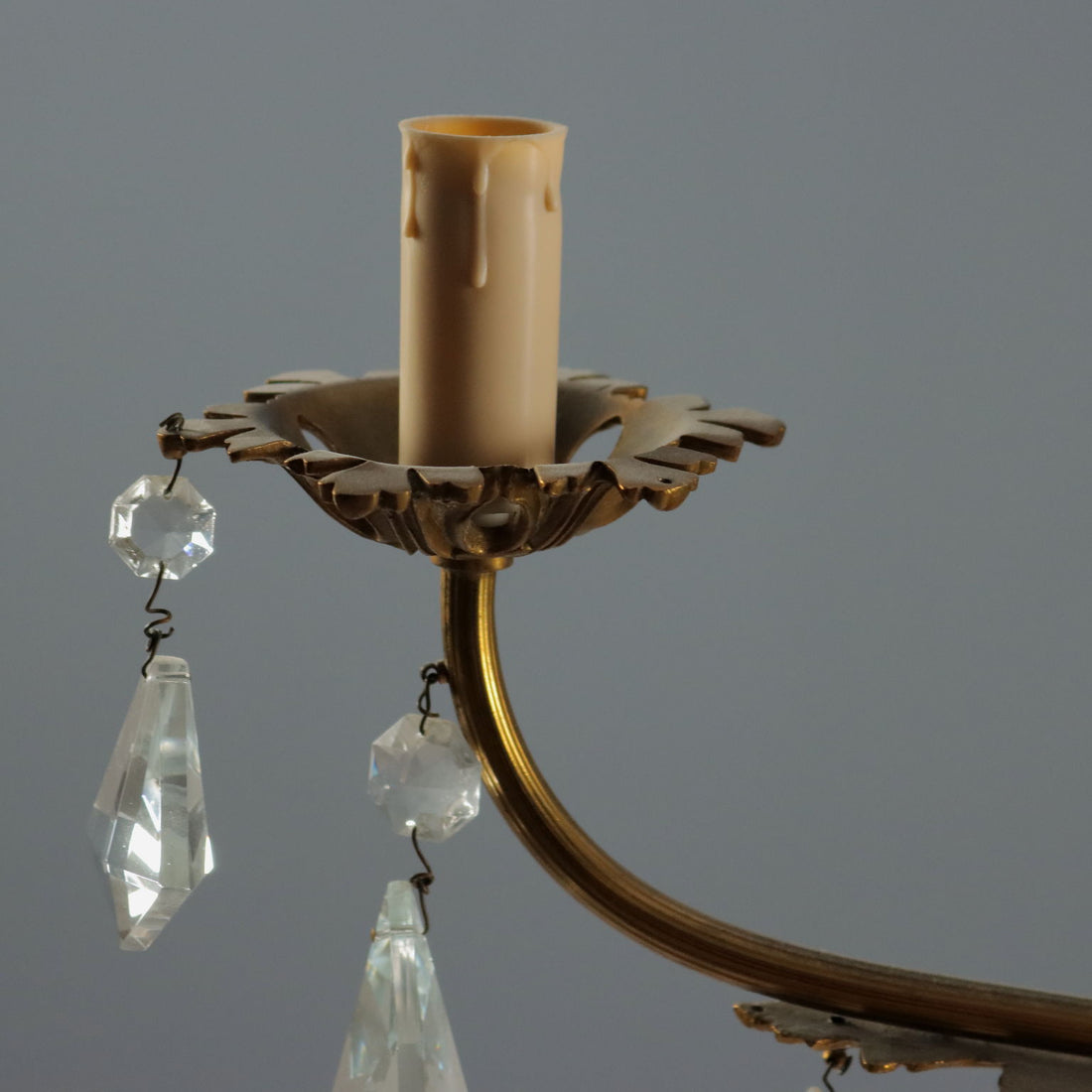  | Antiques  Lighting