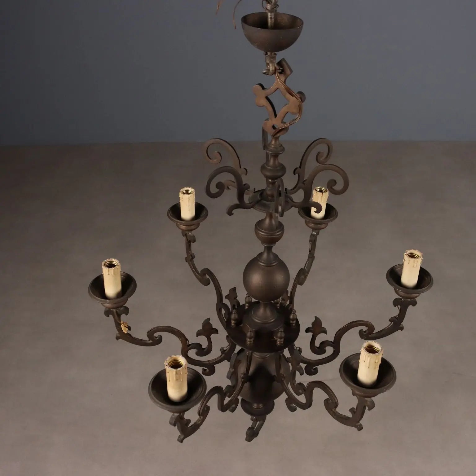 Antique Chandelier Bronze Metal 6 Lights Netherlands XX Century - Netherland, Early XX Century | Antiques | Lighting