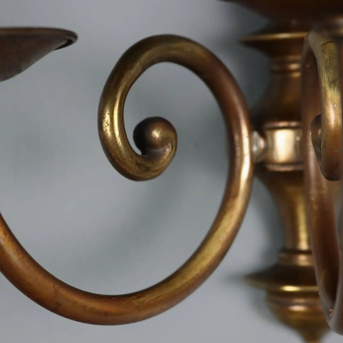 Pair of Gilt Bronze Wall Sconces - Italy, 20th Century