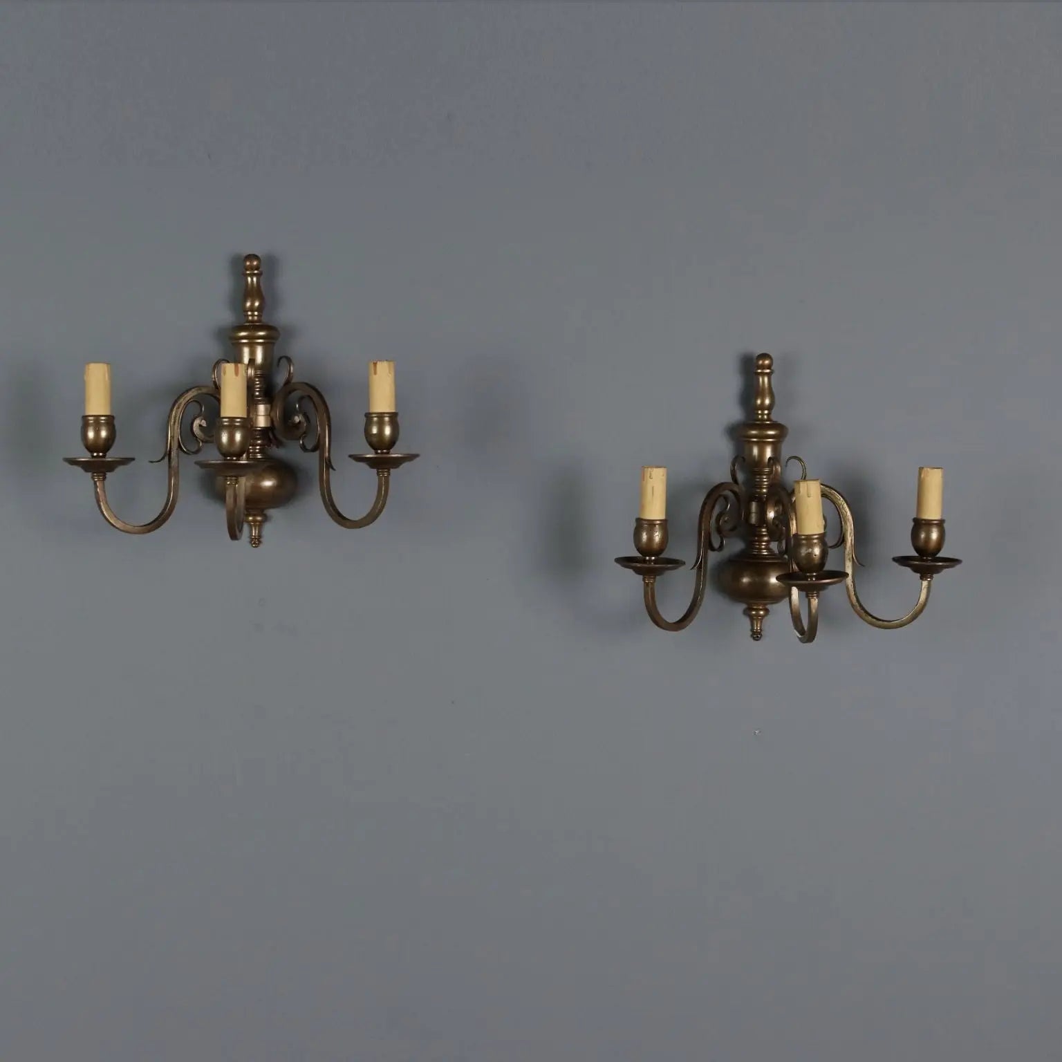 Pair of Bronze Wall Sconces - Italy Early 20th Century