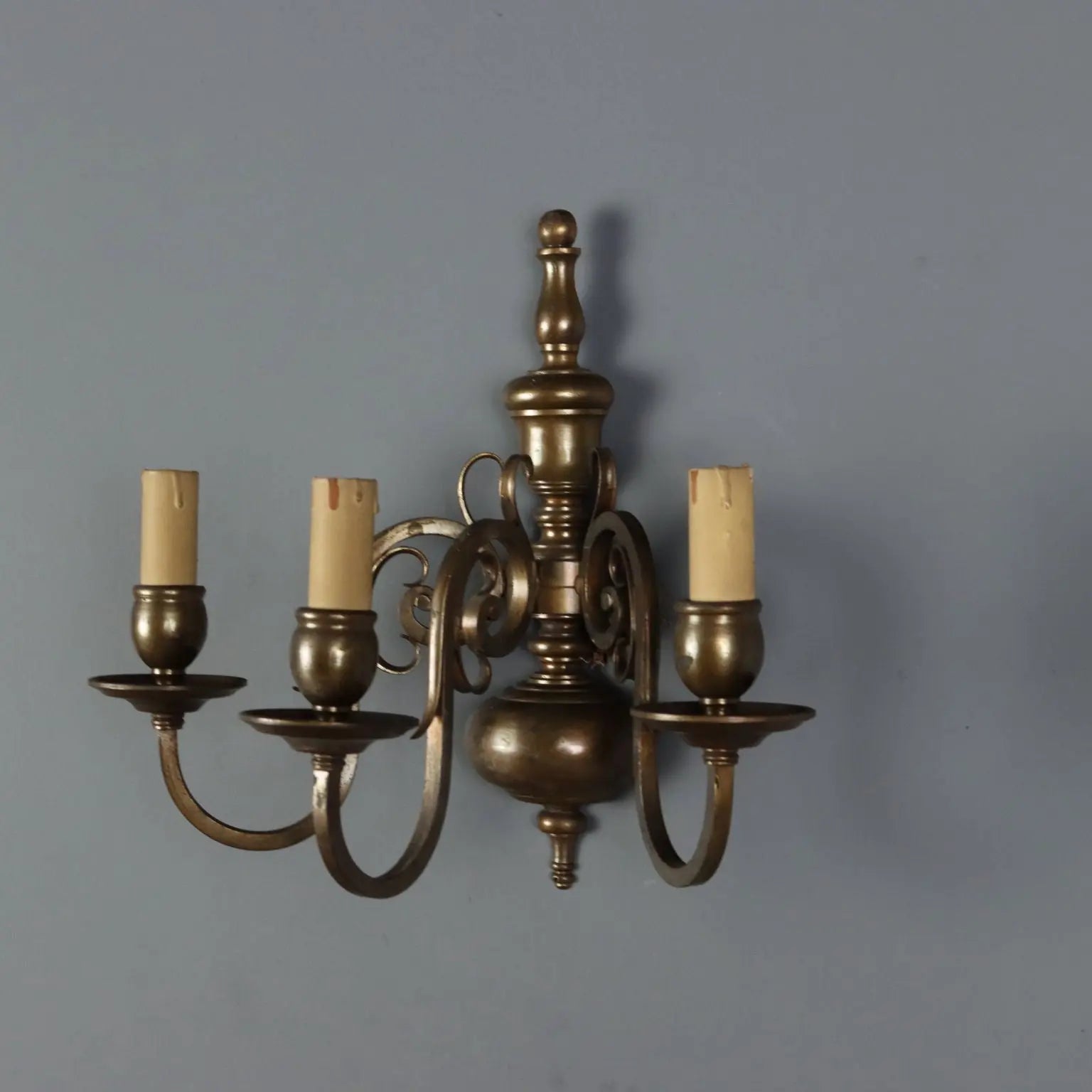 Pair of Bronze Wall Sconces - Italy Early 20th Century