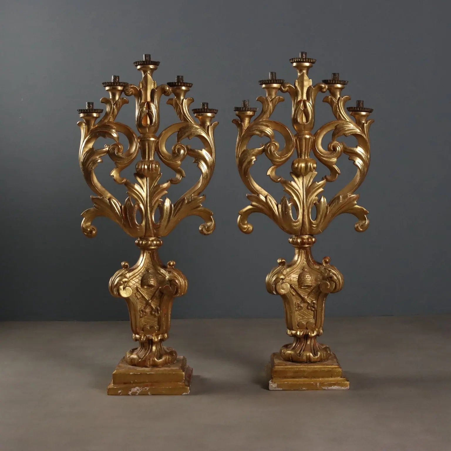 Pair of Giltwood Torchères - Italy, 18th Century
