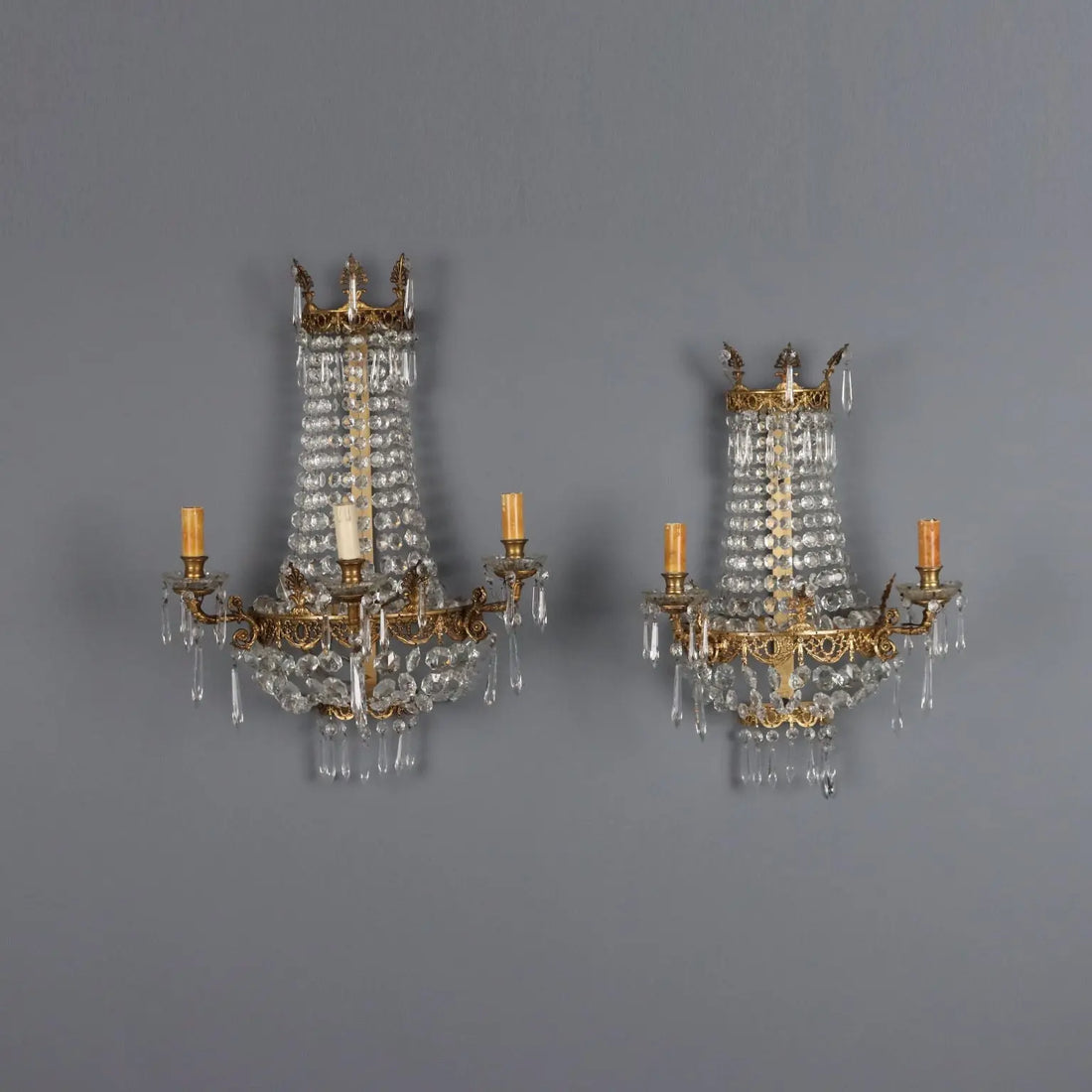 Antique Wall Lamps Gilded Bronze Neoclassical Motifs XX Century - Italy, Early XX Century | Antiques | Lighting