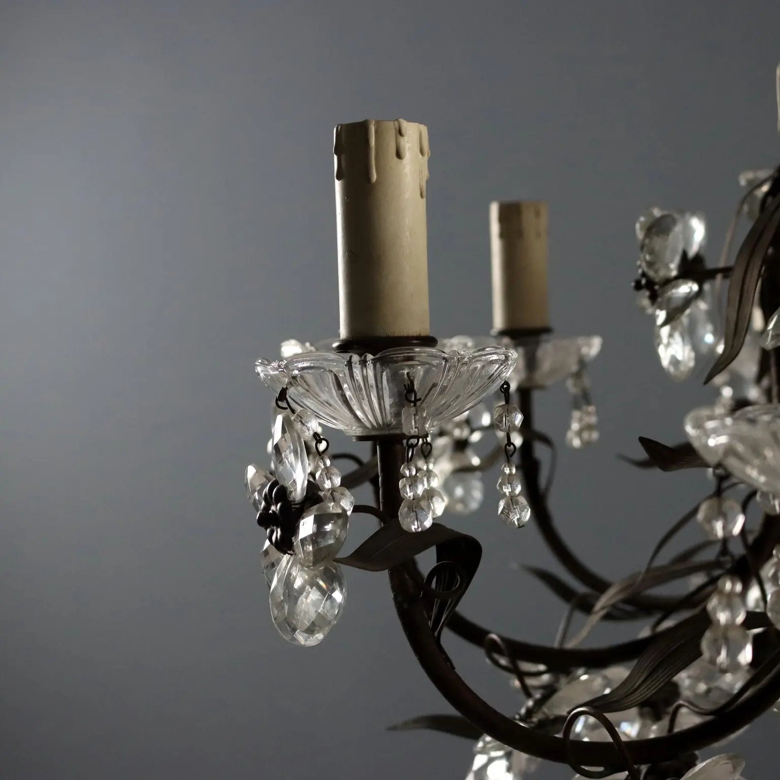 Antique Chandelier Iron Metal 12 Lights Italy XX Century - Italy, XX Century | Antiques | Lighting