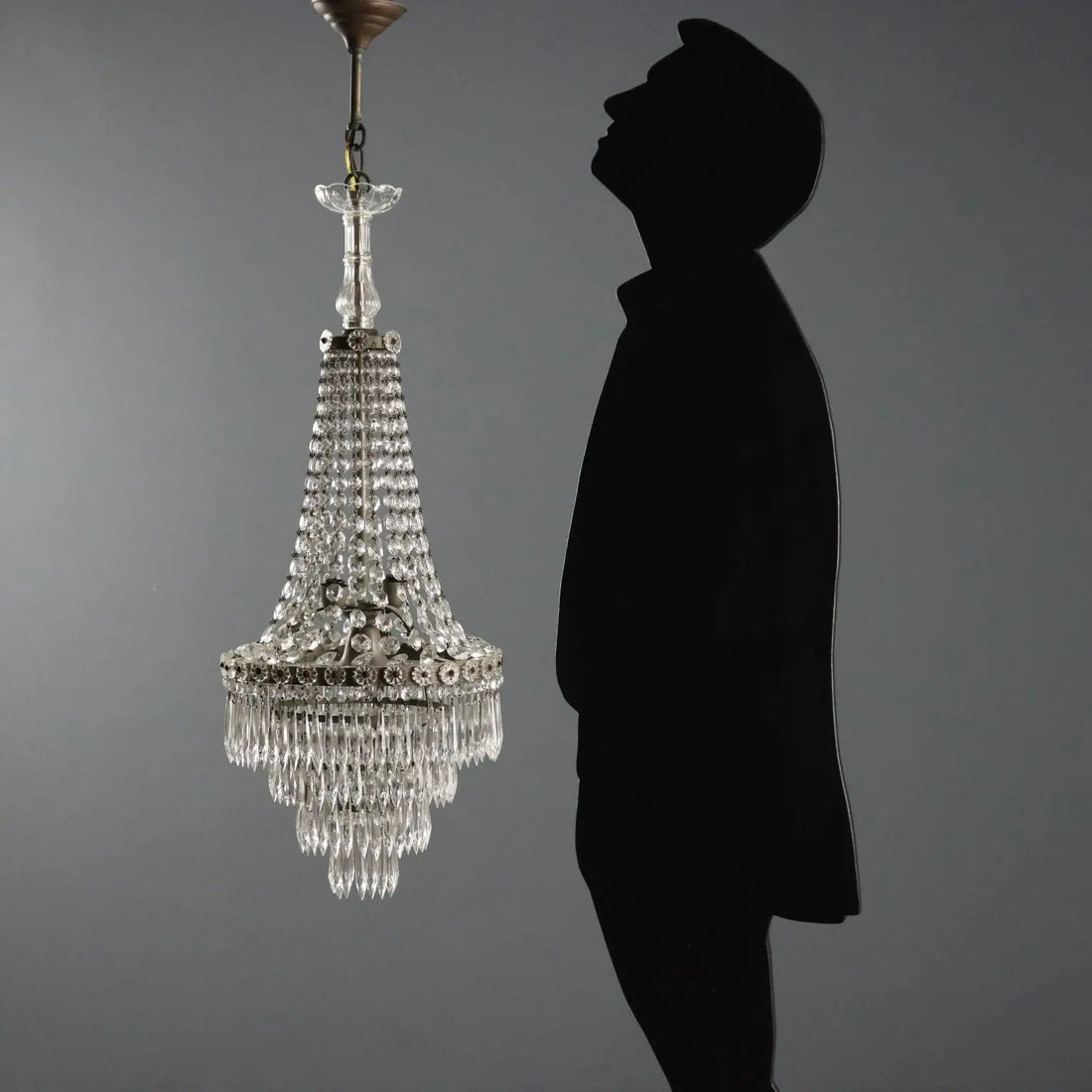Antique Balloon-Shaped Chandelier Glass Italy XIX Century