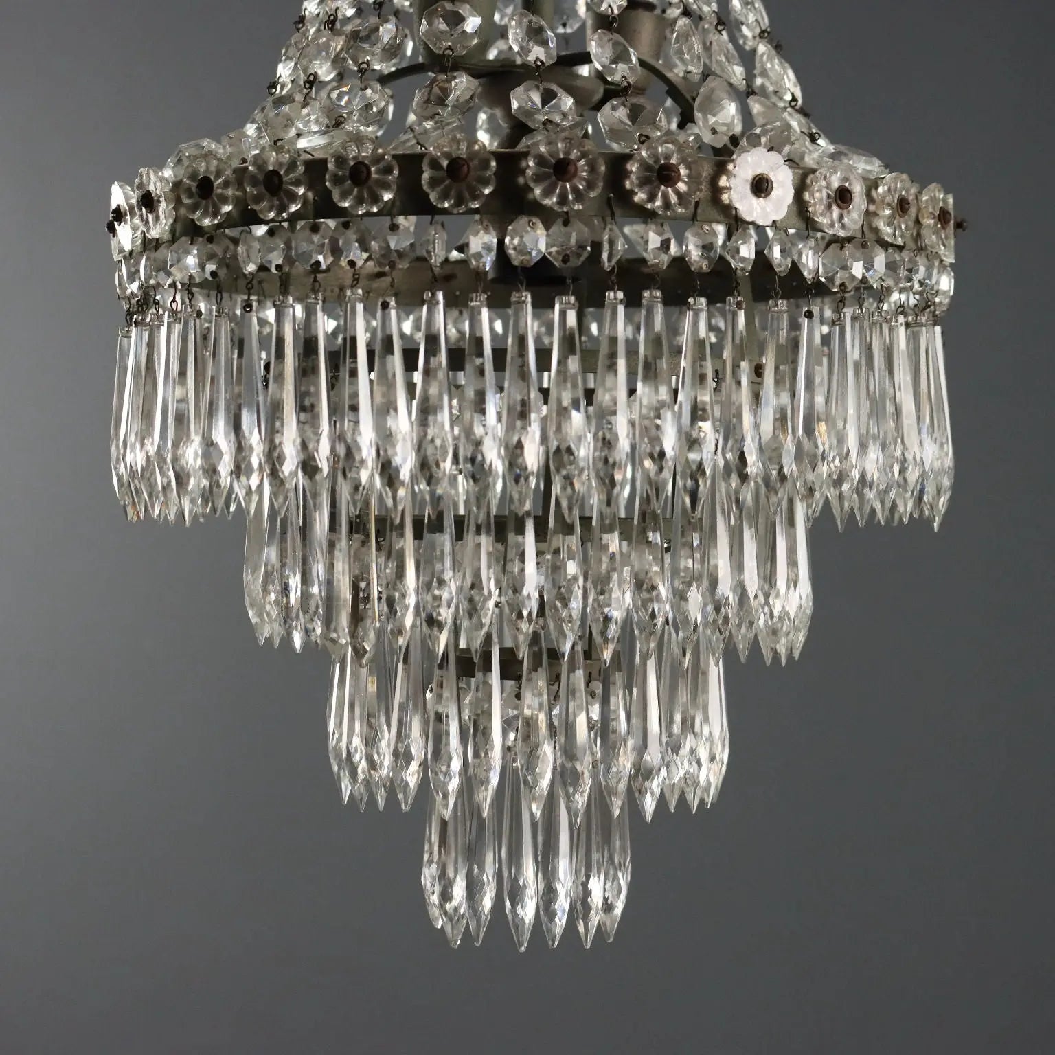 Antique Balloon-Shaped Chandelier Glass Italy XIX Century
