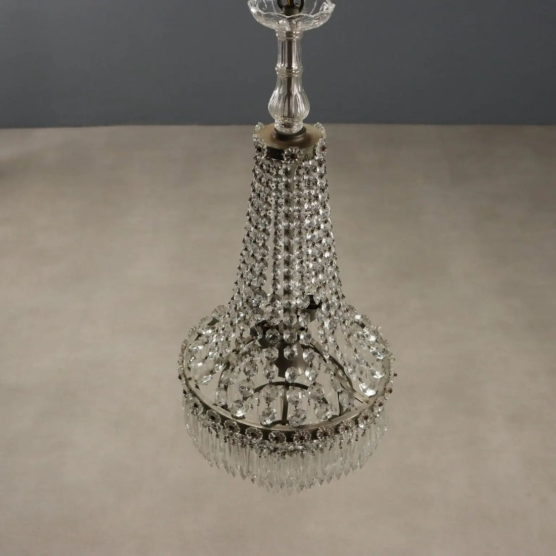 Antique Balloon-Shaped Chandelier Glass Italy XIX Century