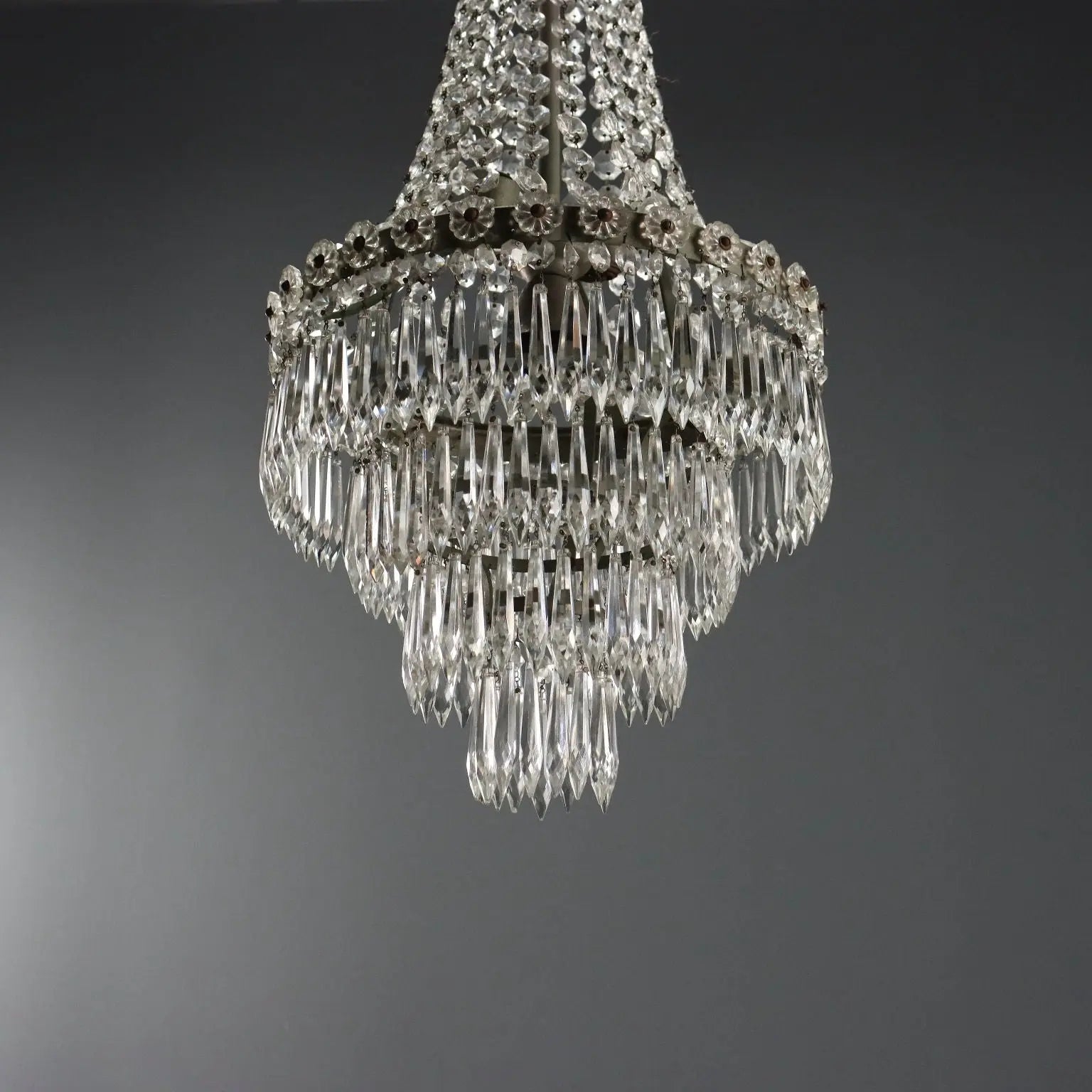 Antique Balloon-Shaped Chandelier Glass Italy XIX Century