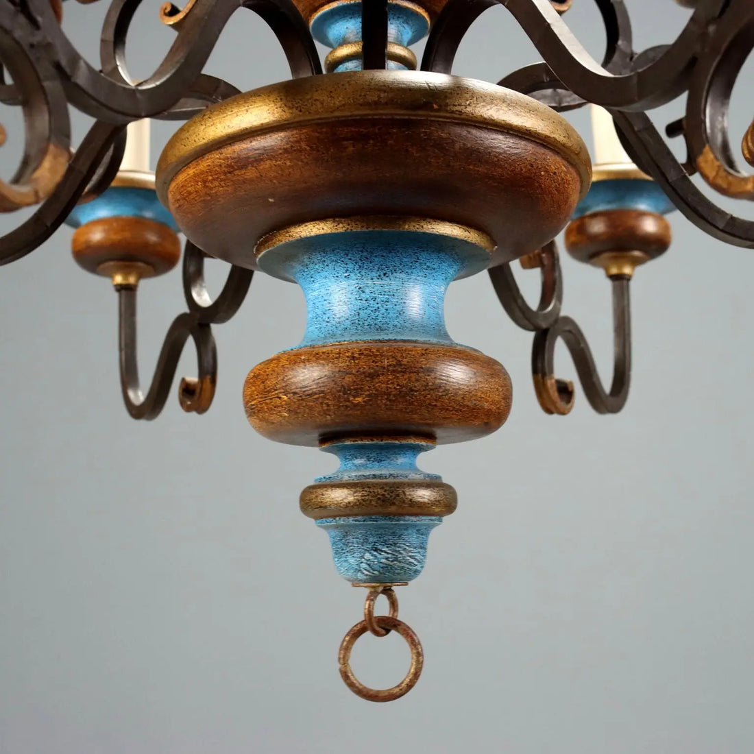 Antique Chandelier Wood Brass 9 Lights Italy XX Century