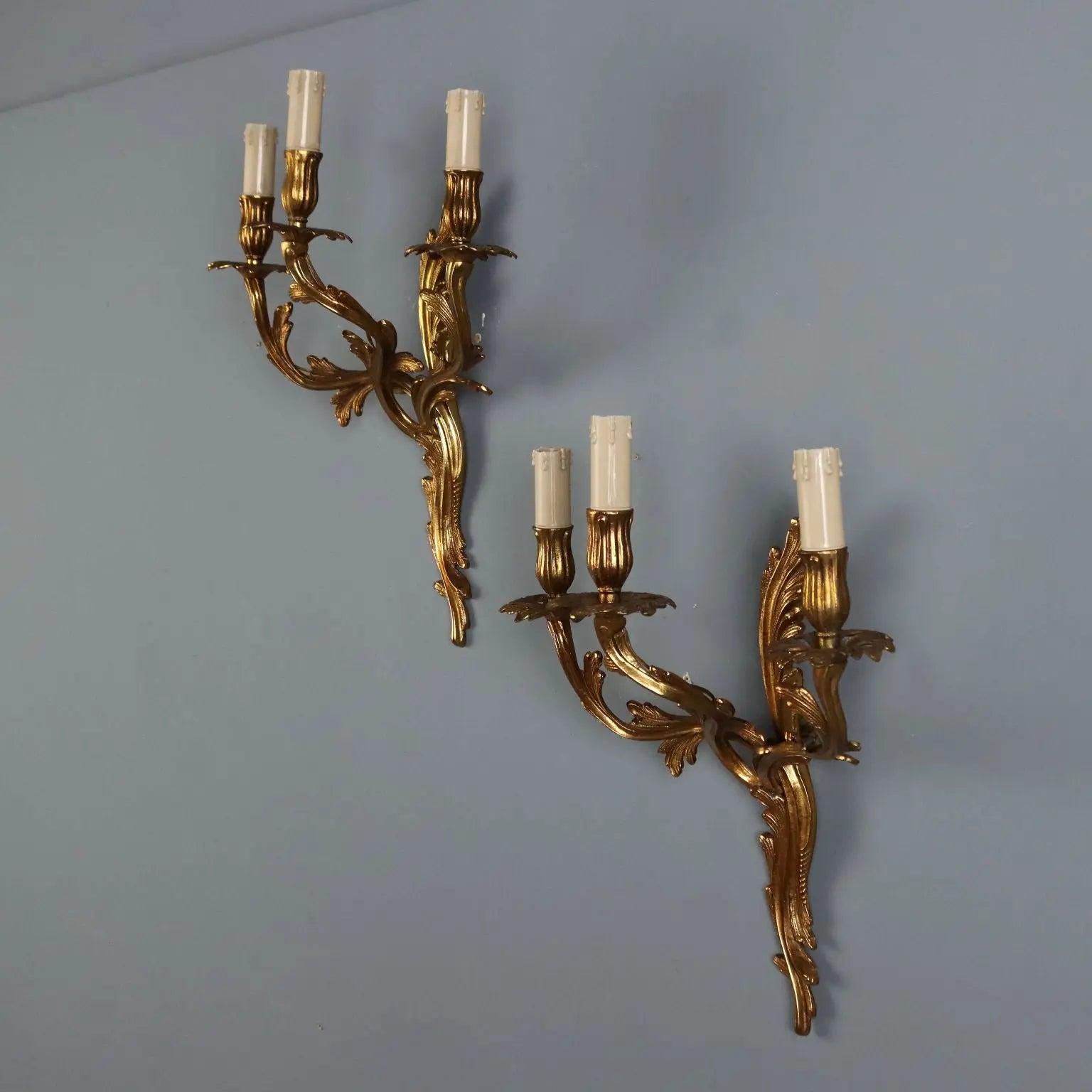 Antique Wall Lamps Bronze Leafy Decorations Italy XX Century