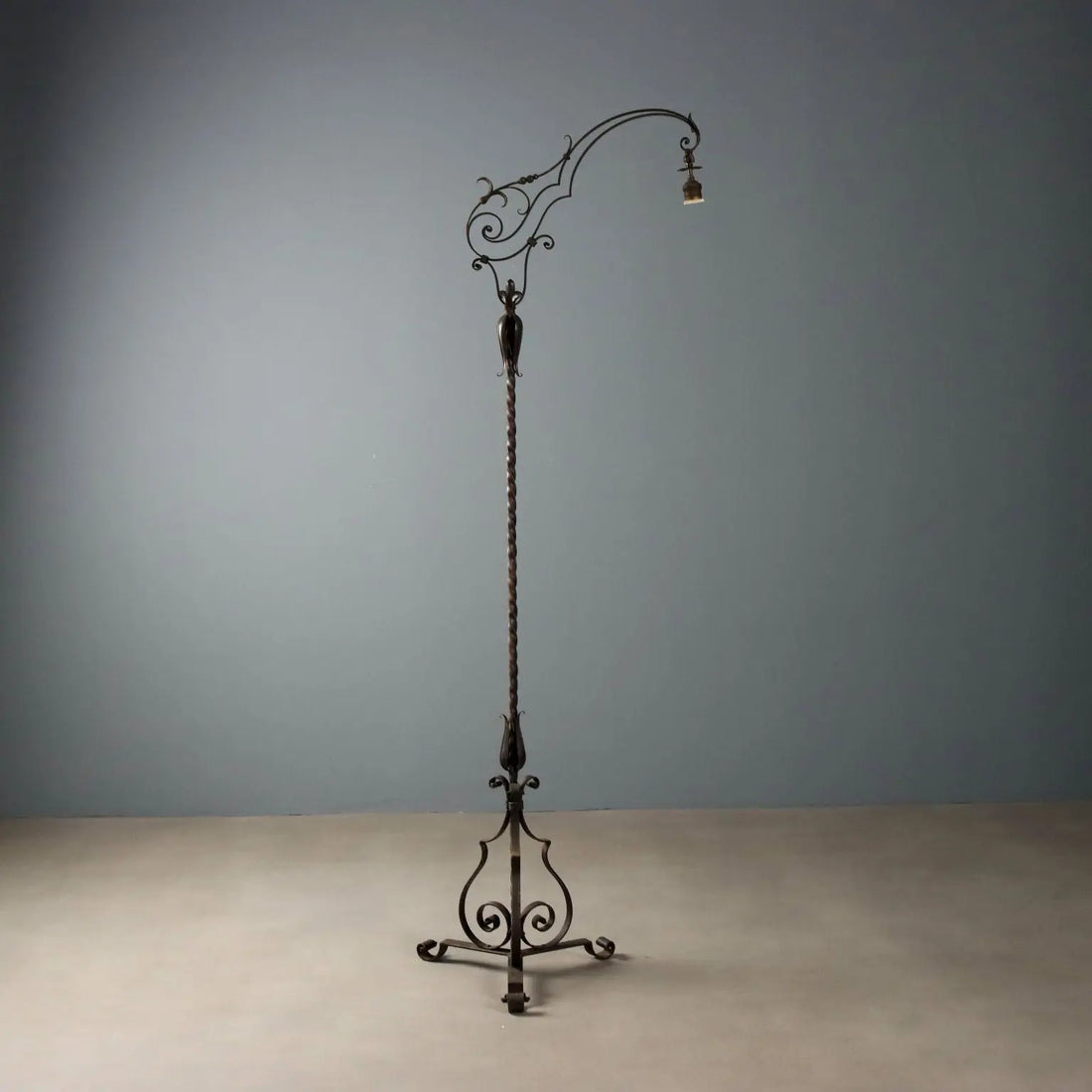 Antique Floor Lamp Art Nouveau Iron Italy XX Century
