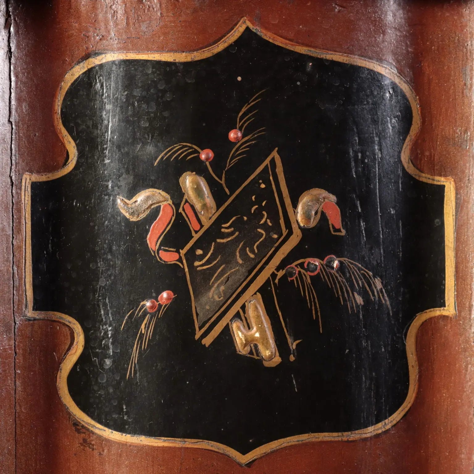 Pair of Chinoiserie Style Columns - Lacquered Wood