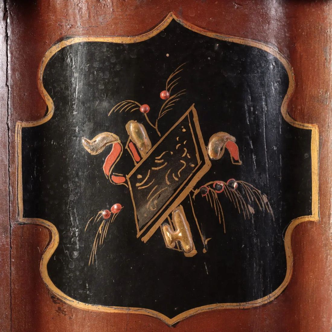 Pair of Chinoiserie Style Columns - Lacquered Wood