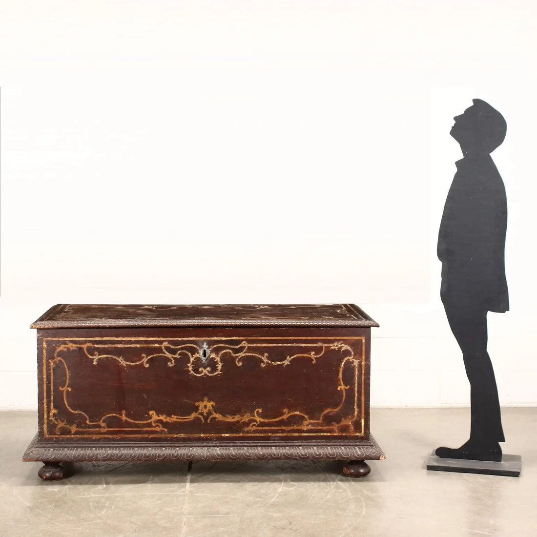 Piedmontese Chest with Beaded Frame and Stucco Inlays XVIII Century