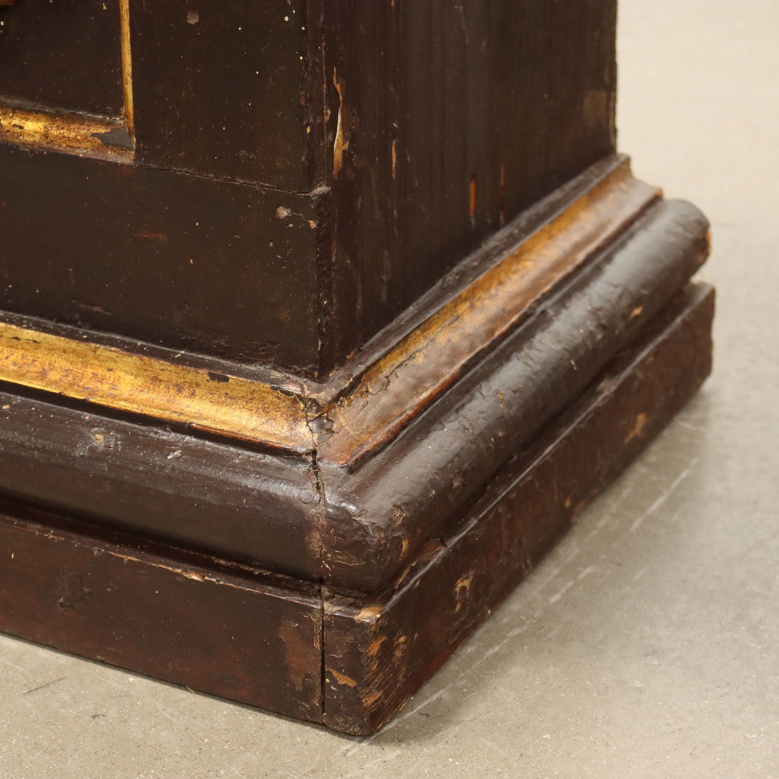  | Antiques  Other Furniture