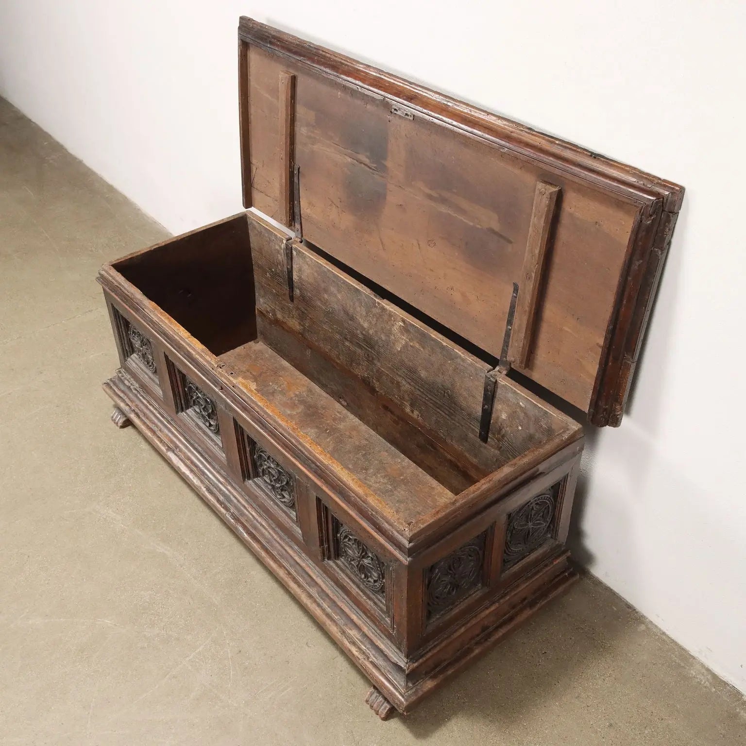 Venetian Late Gothic Chest, 16th Century