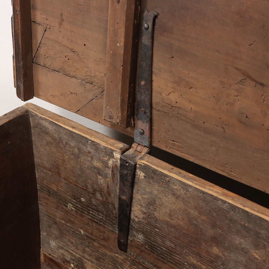  | Antiques  Other Furniture