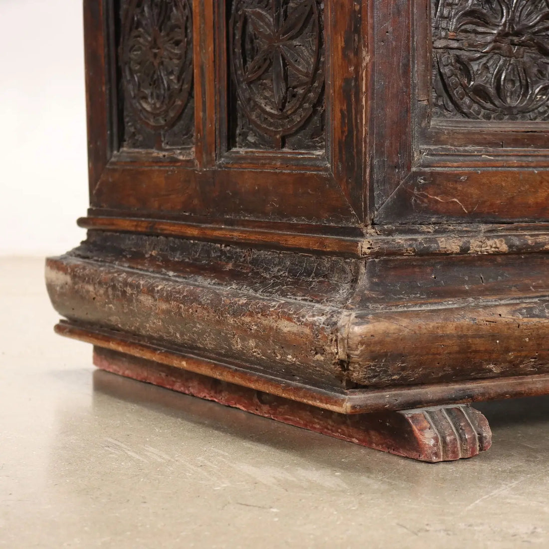 Venetian Late Gothic Chest, 16th Century