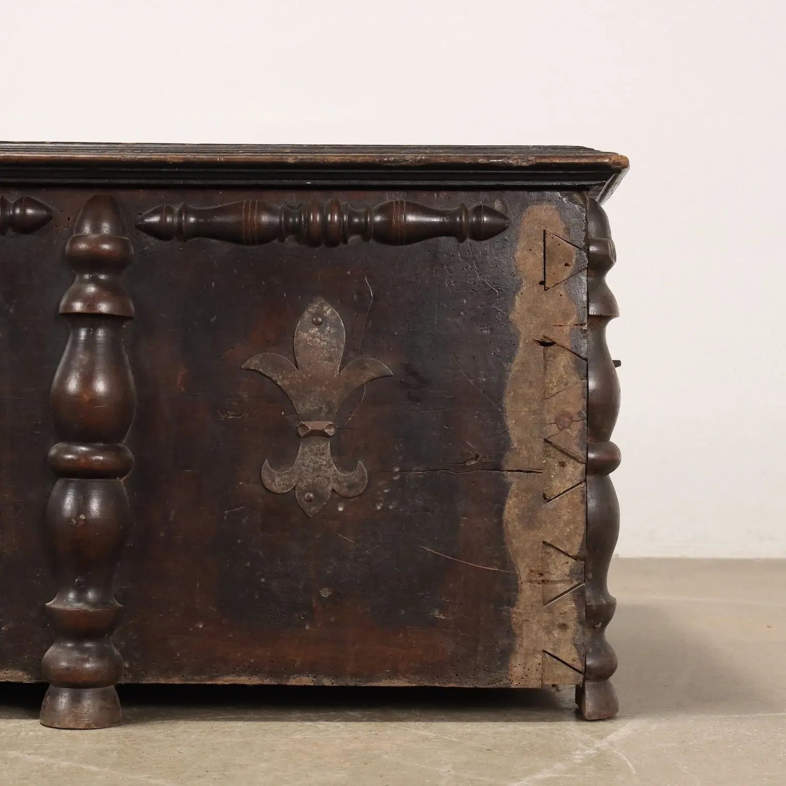 Walnut Chest - Italy 17th Century
