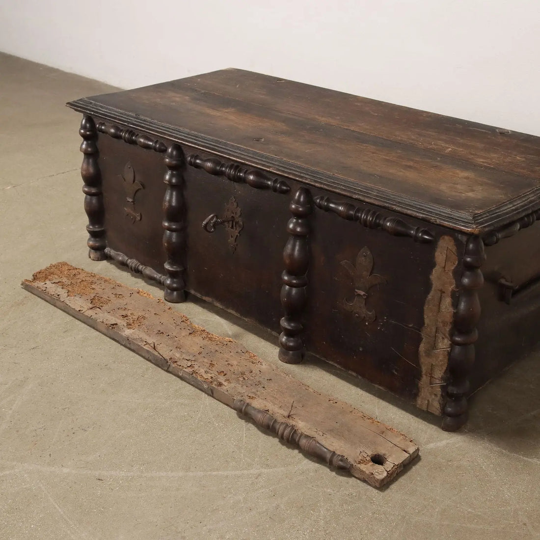 Walnut Chest - Italy 17th Century