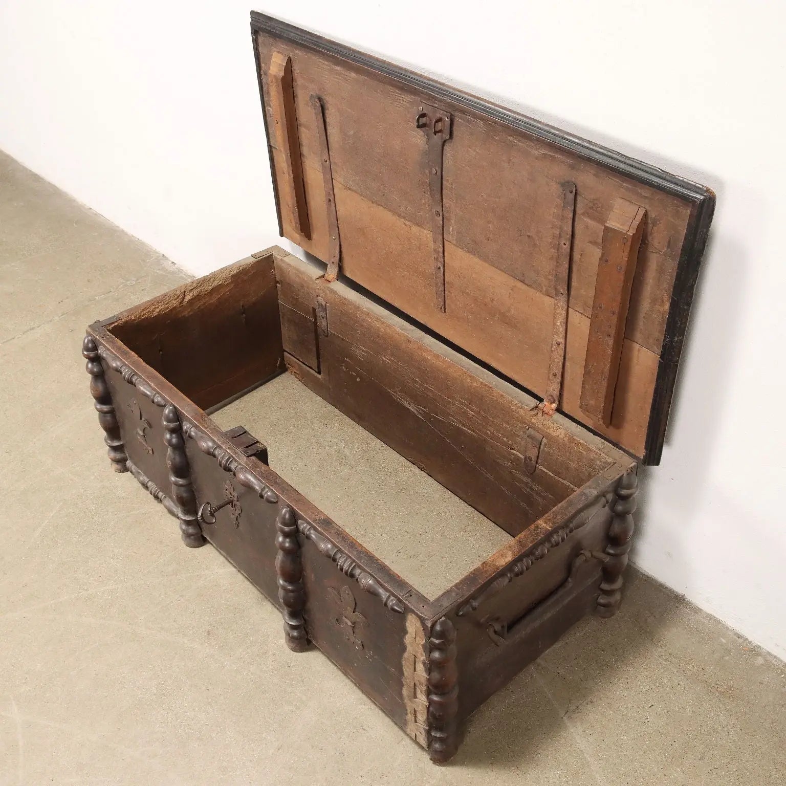 Walnut Chest - Italy 17th Century