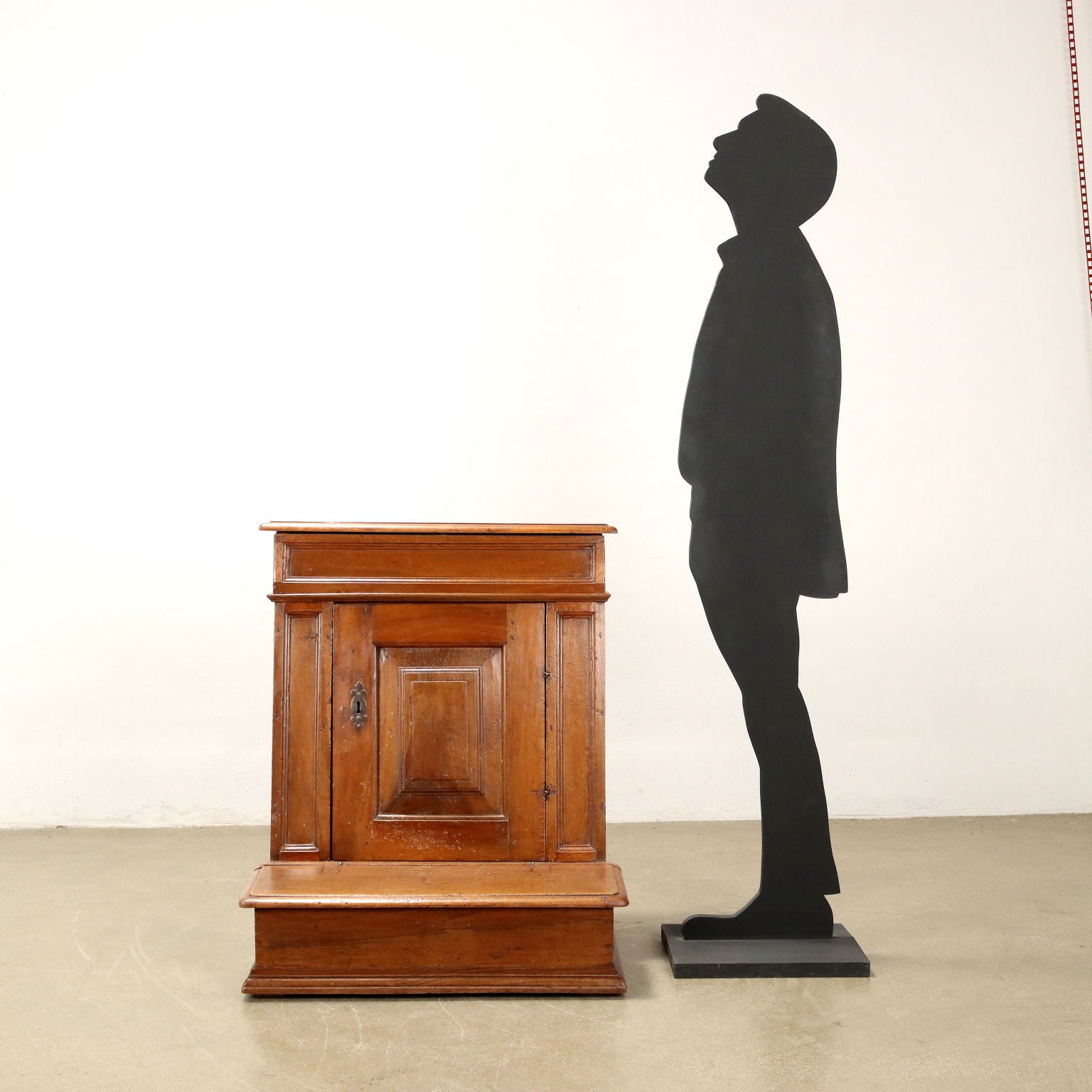  | Antiques  Other Furniture