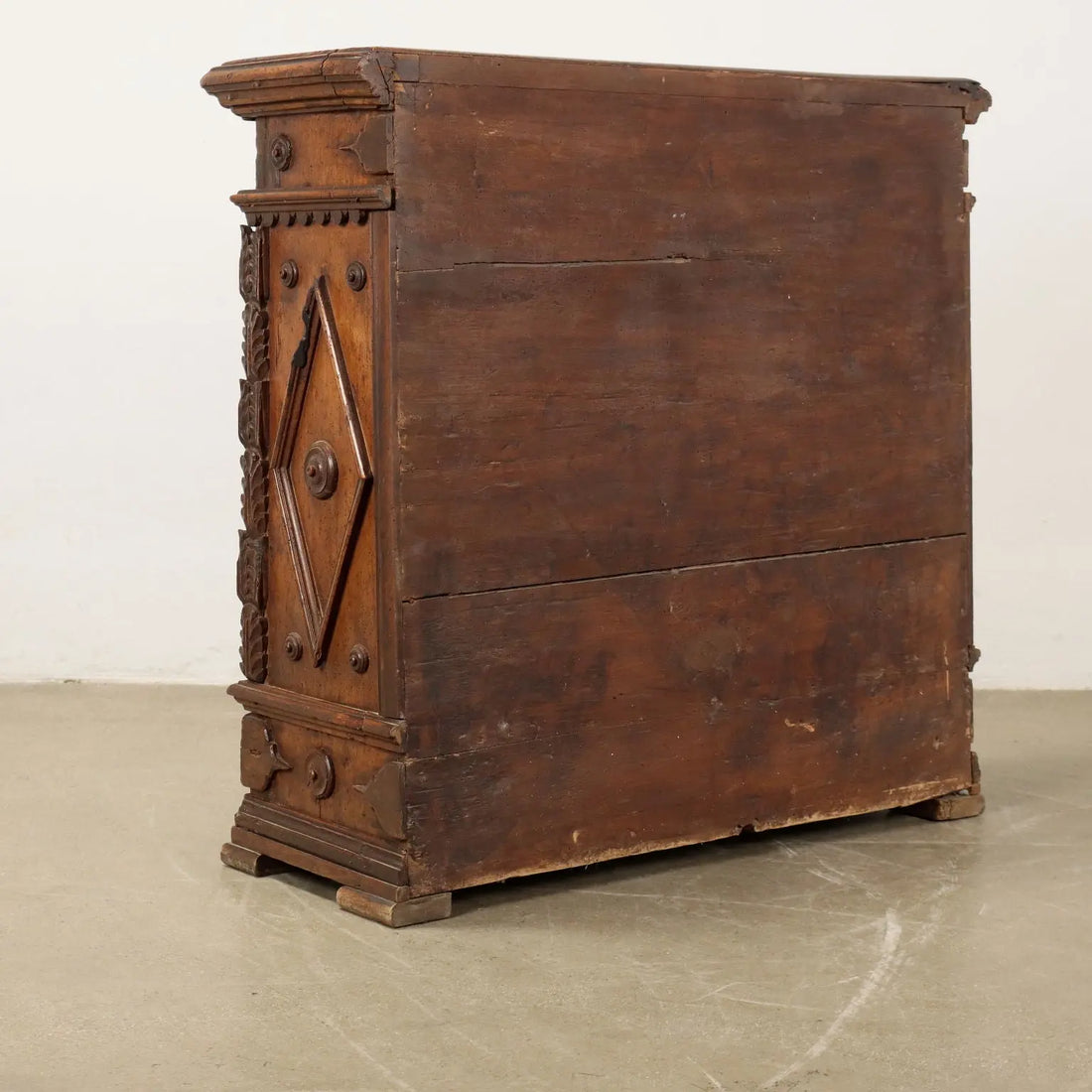 Antique Baroque Chest Walnut Chestnut Italy XVIII Century - Central Italy, Early XVIII Century | Antiques | Cupboards