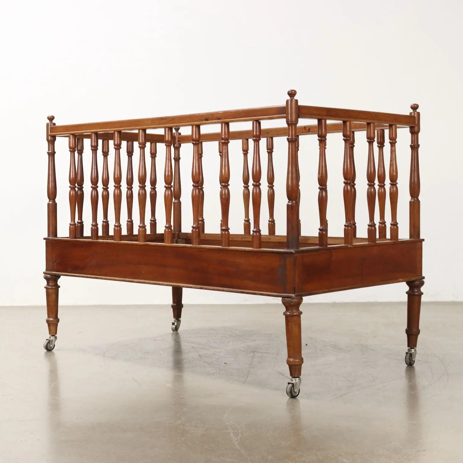 Antique Small Bed Umbertino Walnut Italy Late XIX Century - Small Bed in Walnut | Antiques | Other Furniture
